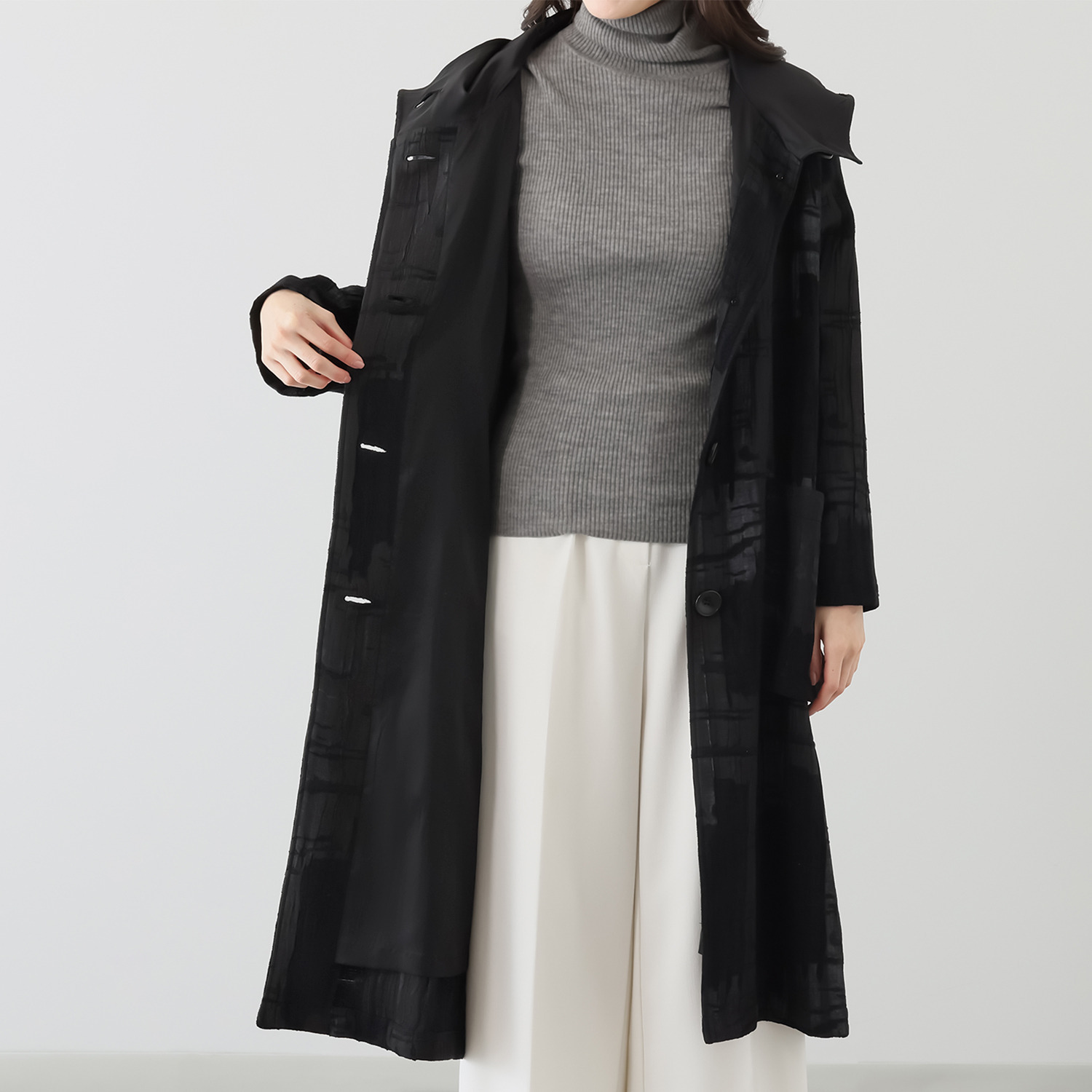 ヨシヨシ バイ　ピージェイ 異素材切替 リラックスシルエット デザインフード付コート