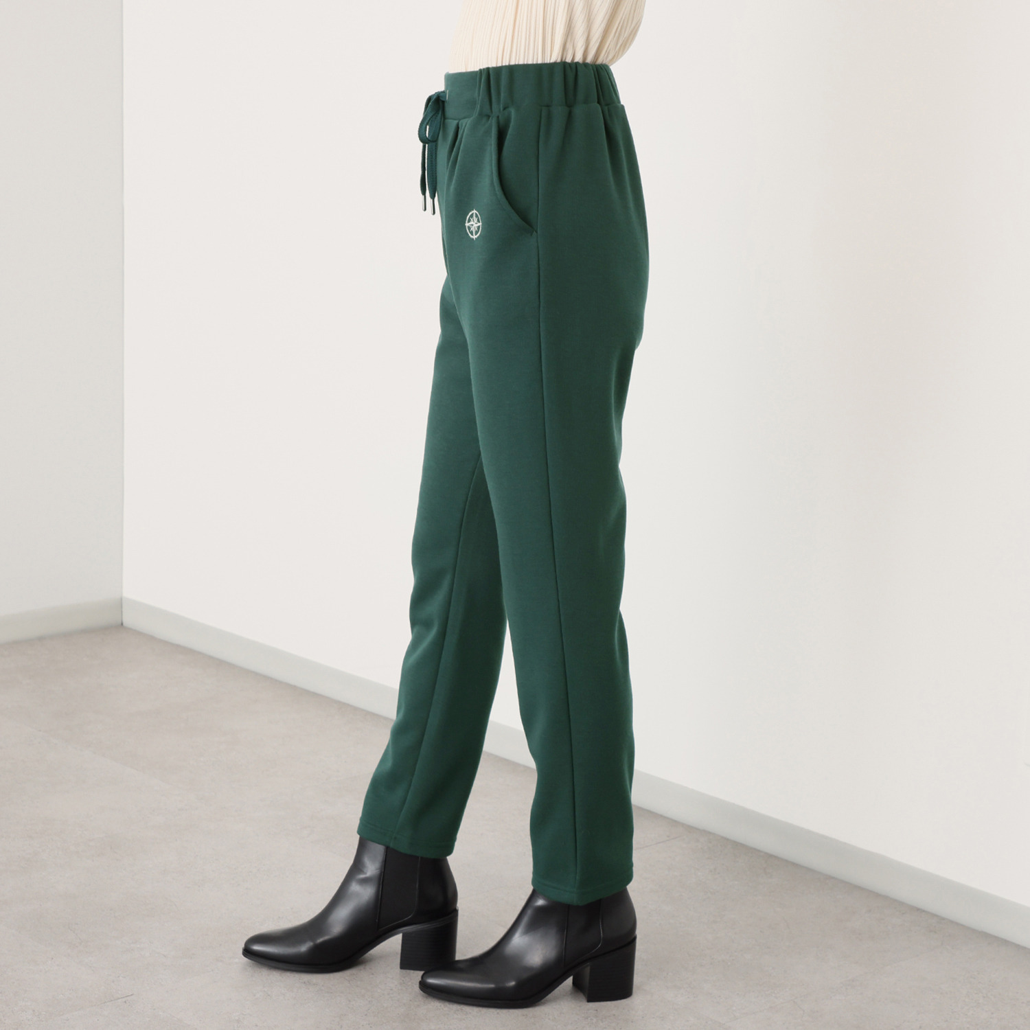 ラブソル 裏シャギー 褒められ美脚 テーパードパンツ