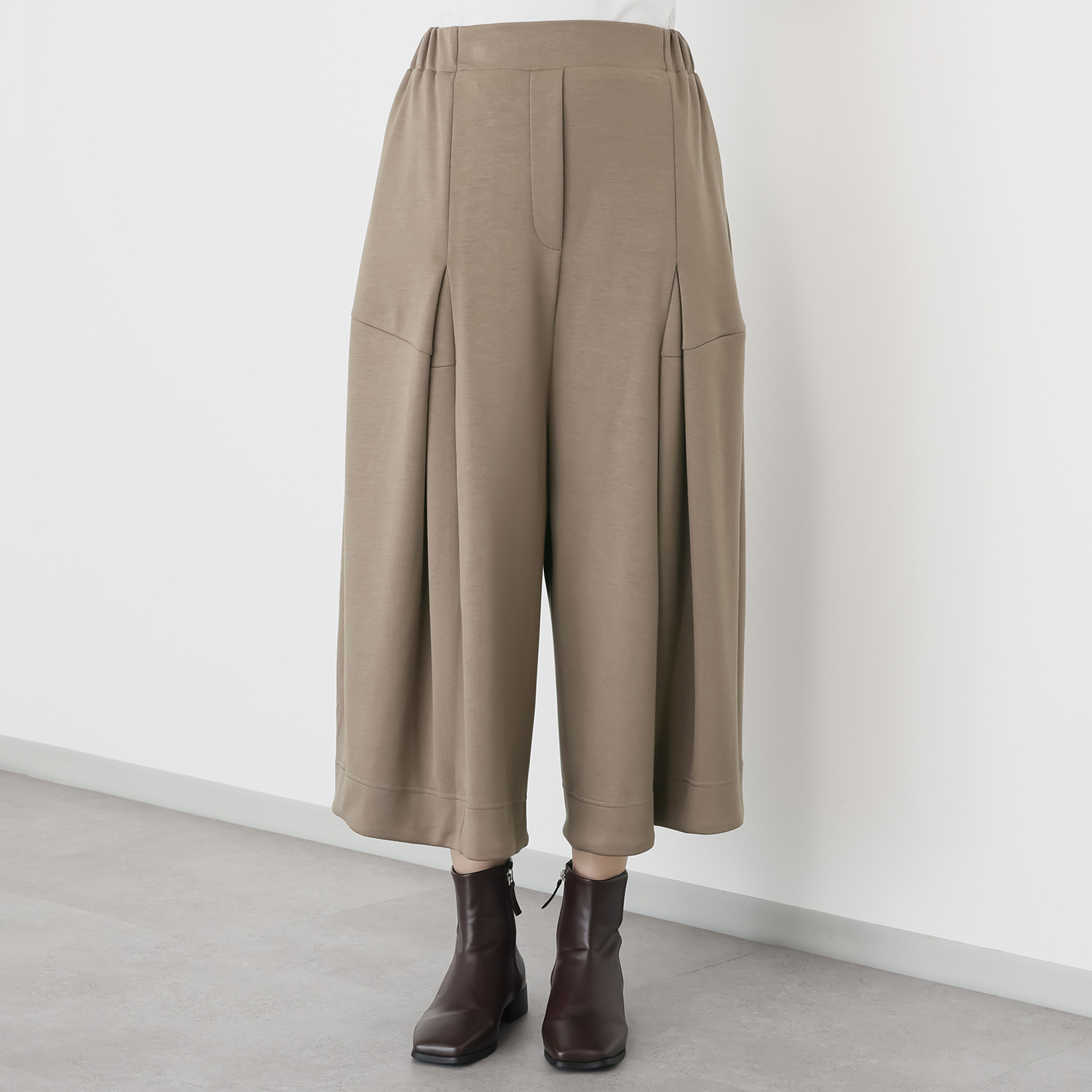 ゼラールスポーツ ファインループジャージー タックアクセント バレルデザインパンツ