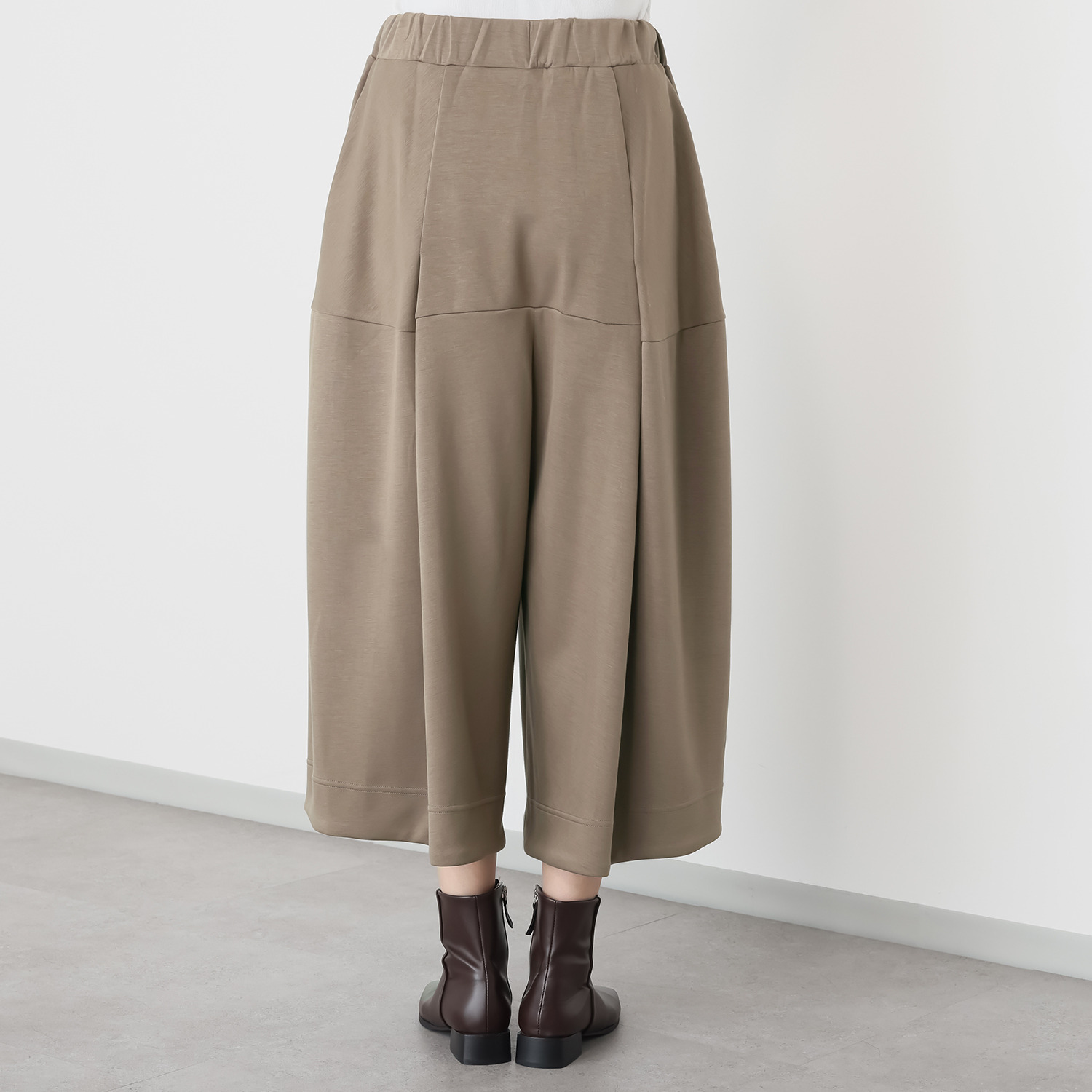 ゼラールスポーツ ファインループジャージー タックアクセント バレルデザインパンツ