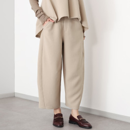 キリ　エ　キリ ふくれジョーゼット バレルシルエット パンツ