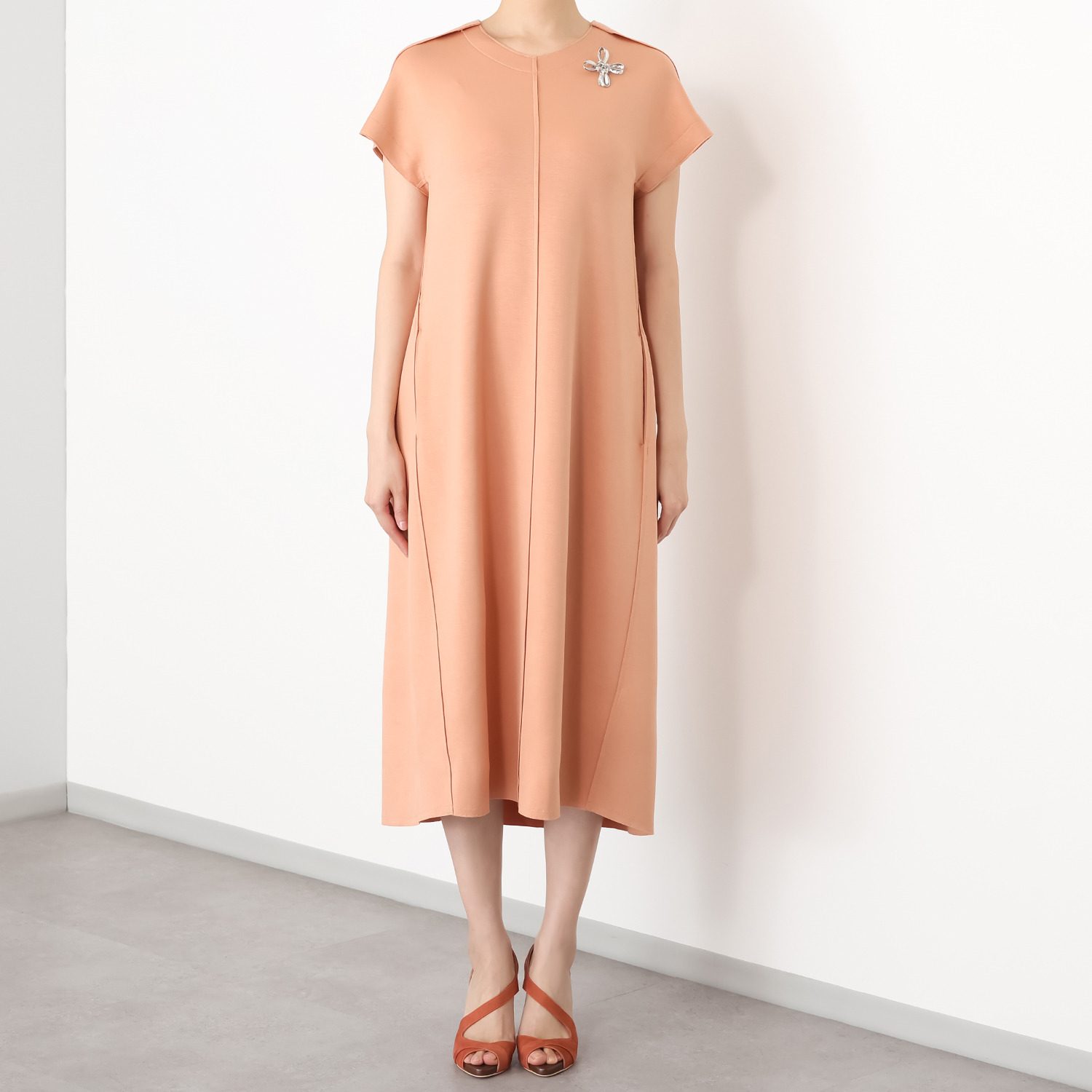 キリ　エ　キリ ブローチ付 ソフトカットソー ジャンパードレス