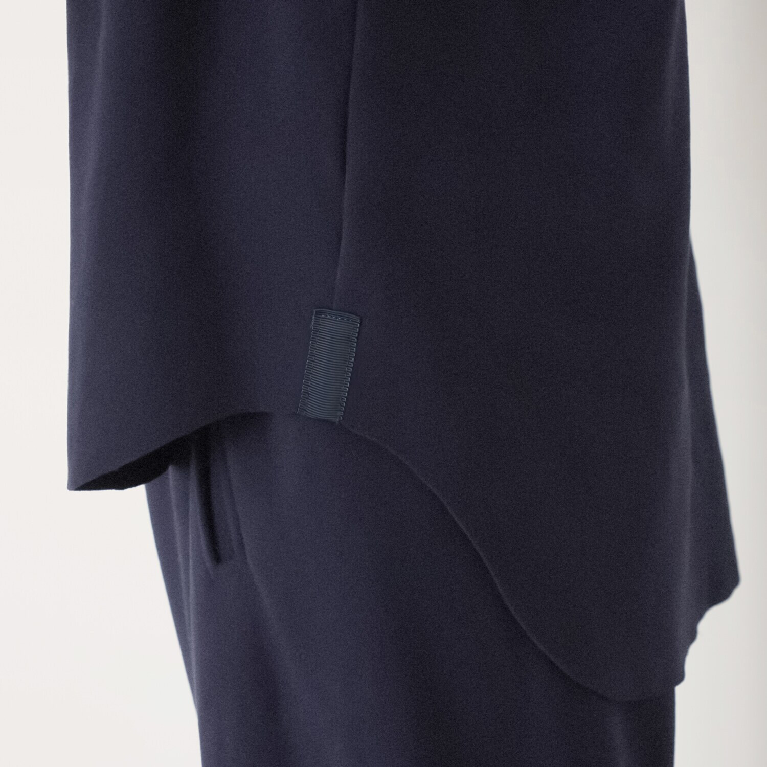 ＢＯＵＮＣＹ　ＢＯＮＤ もちもち＆なめらか ビロードジャージー ラウンドヘムプルオーバー