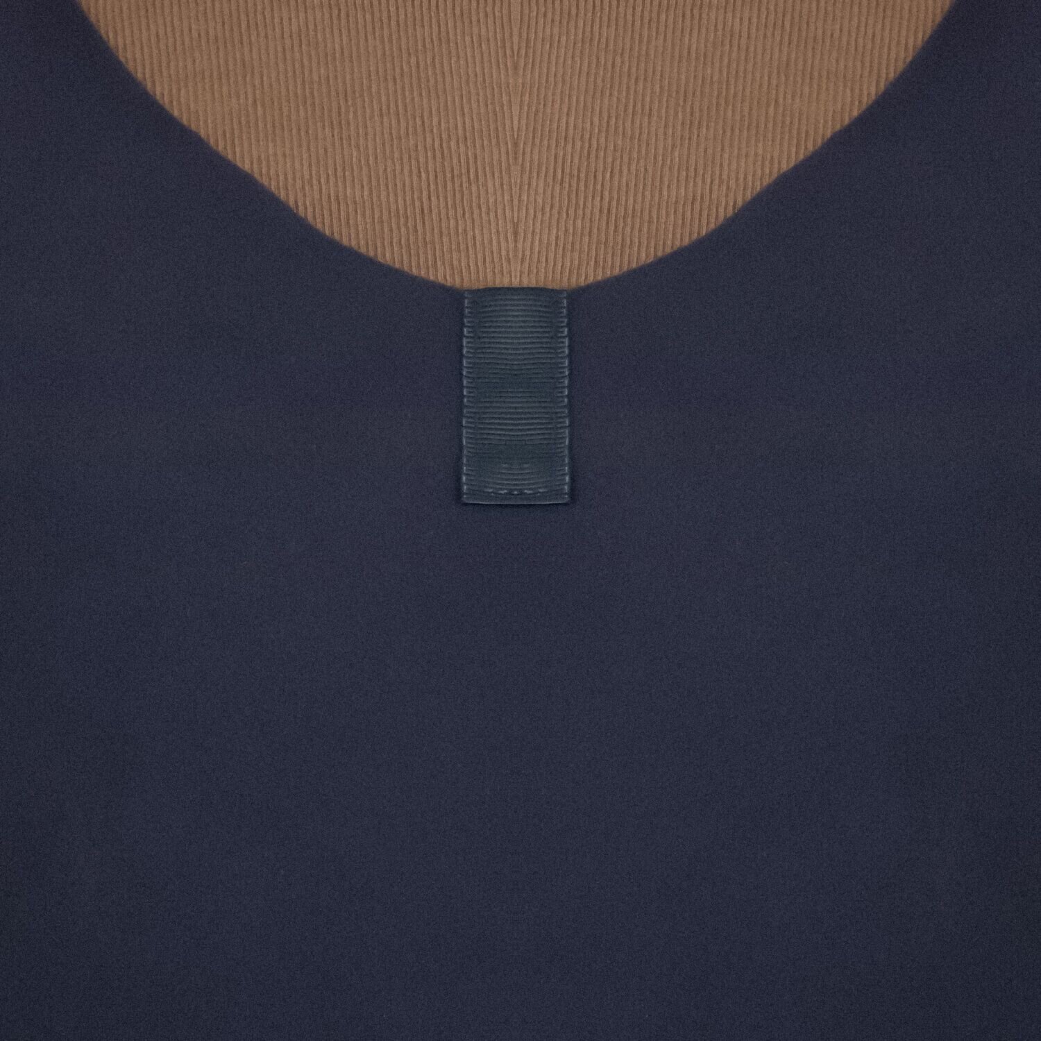 ＢＯＵＮＣＹ　ＢＯＮＤ もちもち＆なめらか ビロードジャージー ラウンドヘムプルオーバー