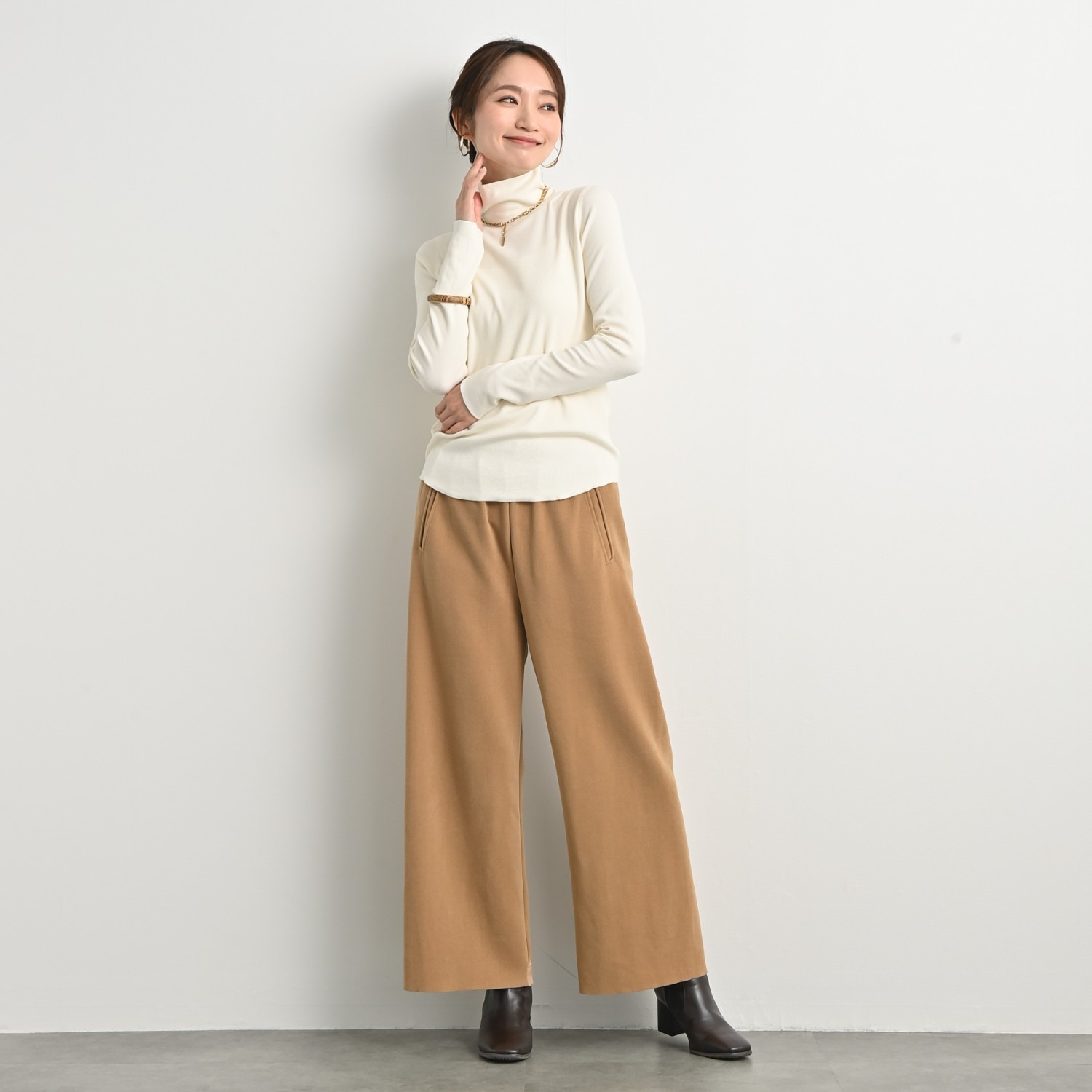 ＢＯＵＮＣＹ　ＢＯＮＤ ふわふわ＆なめらか コットン混フライス ハイネックプルオーバー