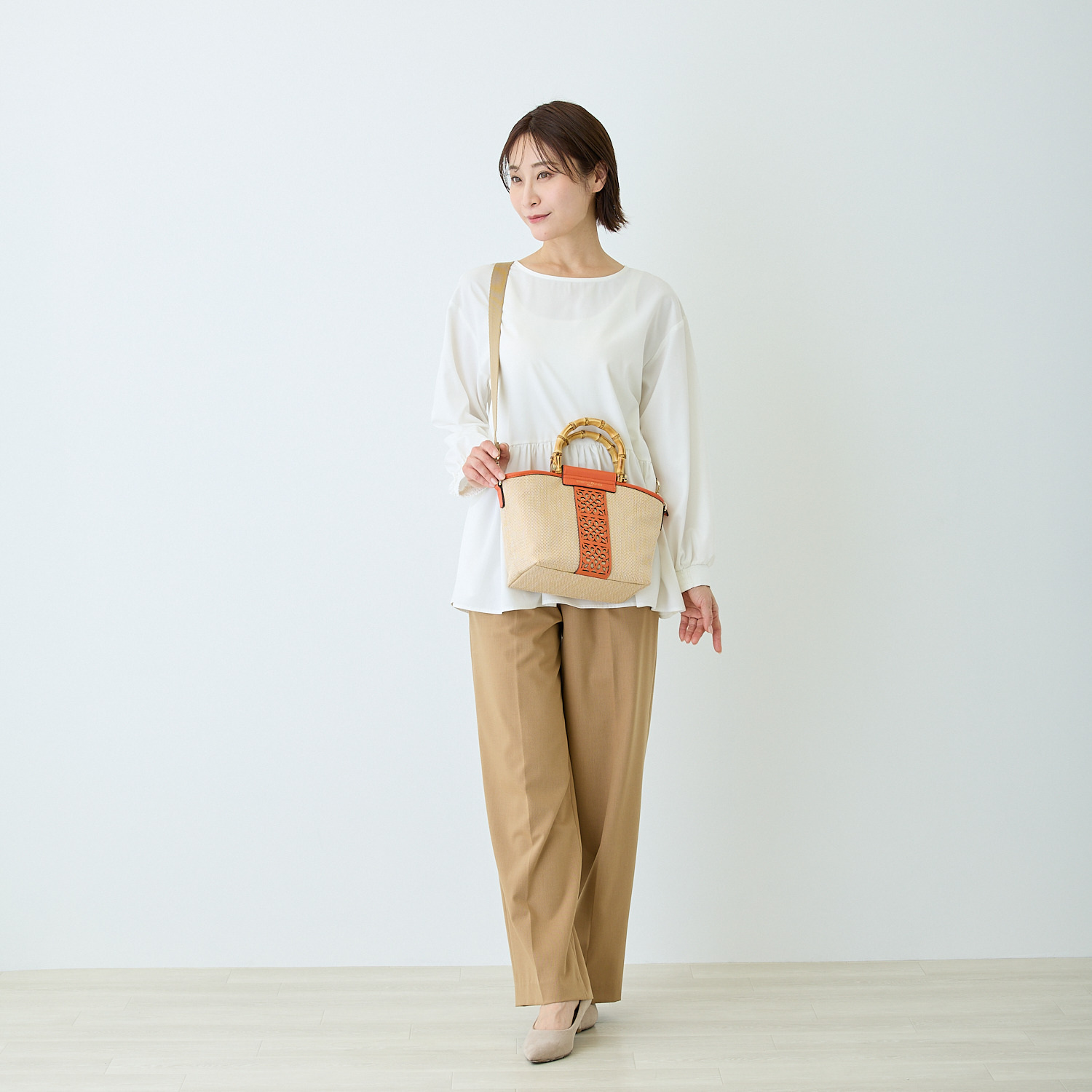 クリスチャン　オリビエ レーザーカットシリーズ バンブーハンドル ２ウェイ ショルダートートバッグ