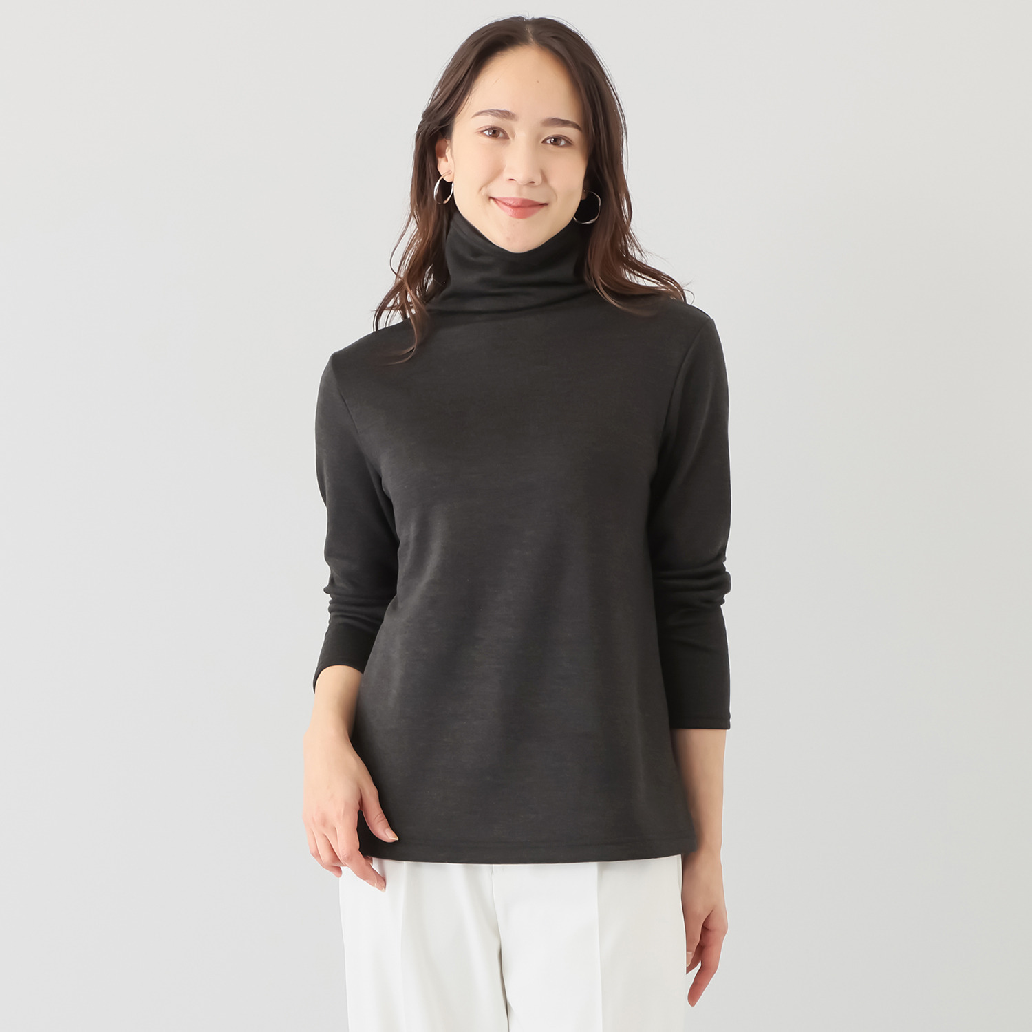 ココンライフ　ドゥ 吸湿発熱・吸放湿 ふんわり裏ジャギー ボトルネックプルオーバー