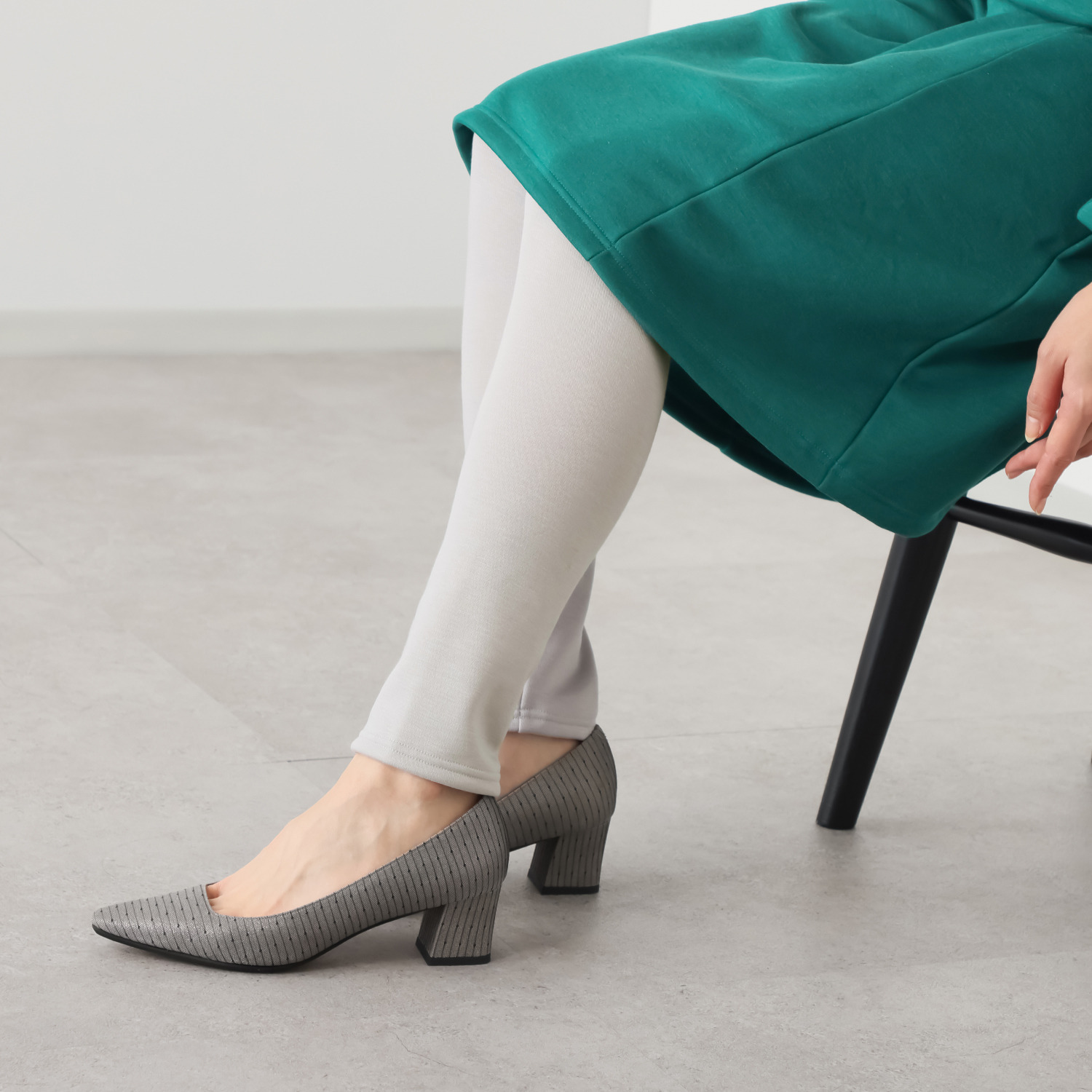 ココンライフ　ドゥ 吸湿発熱・吸放湿 ふんわり裏ジャギー ロング丈レギンス