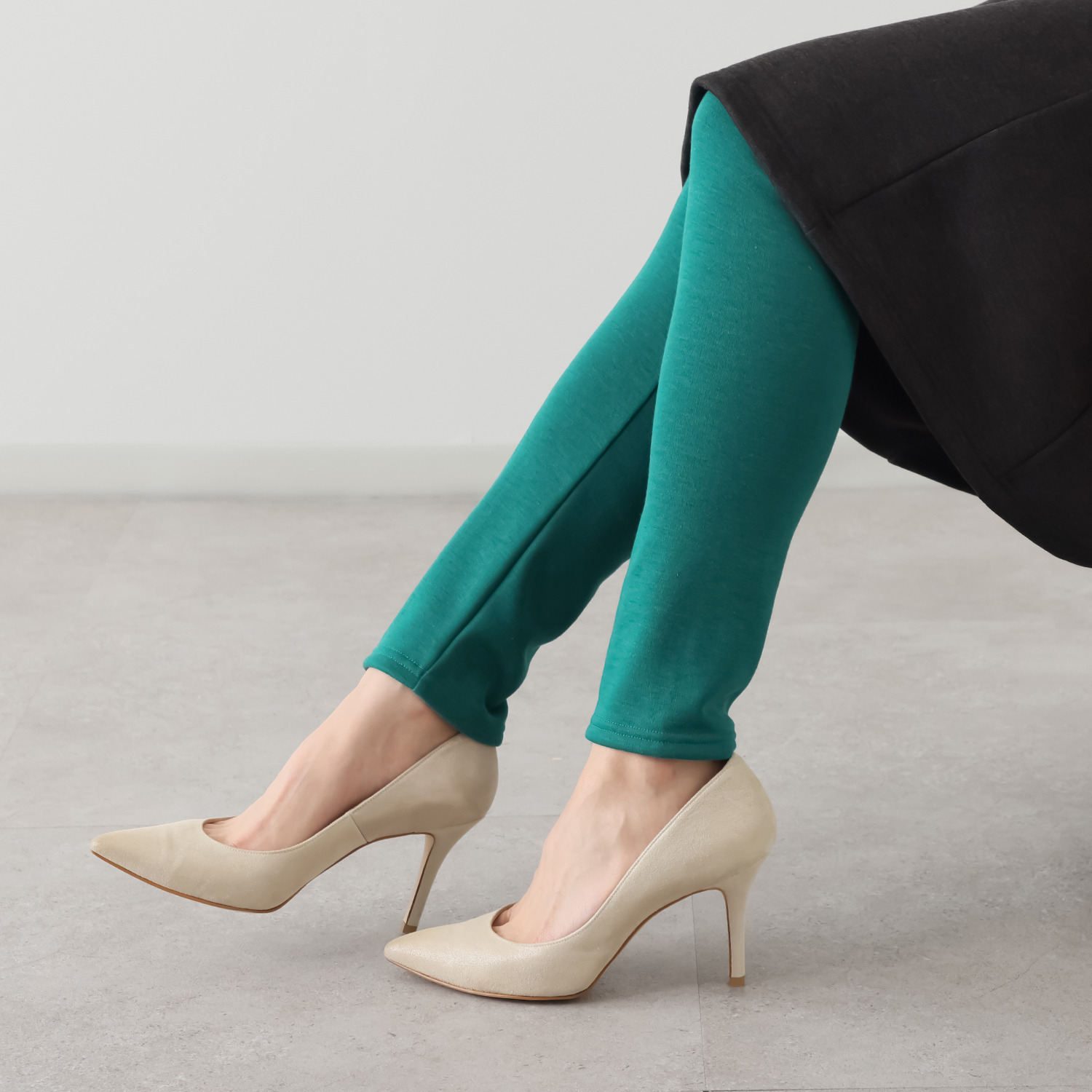 ココンライフ　ドゥ 吸湿発熱・吸放湿 ふんわり裏ジャギー ロング丈レギンス