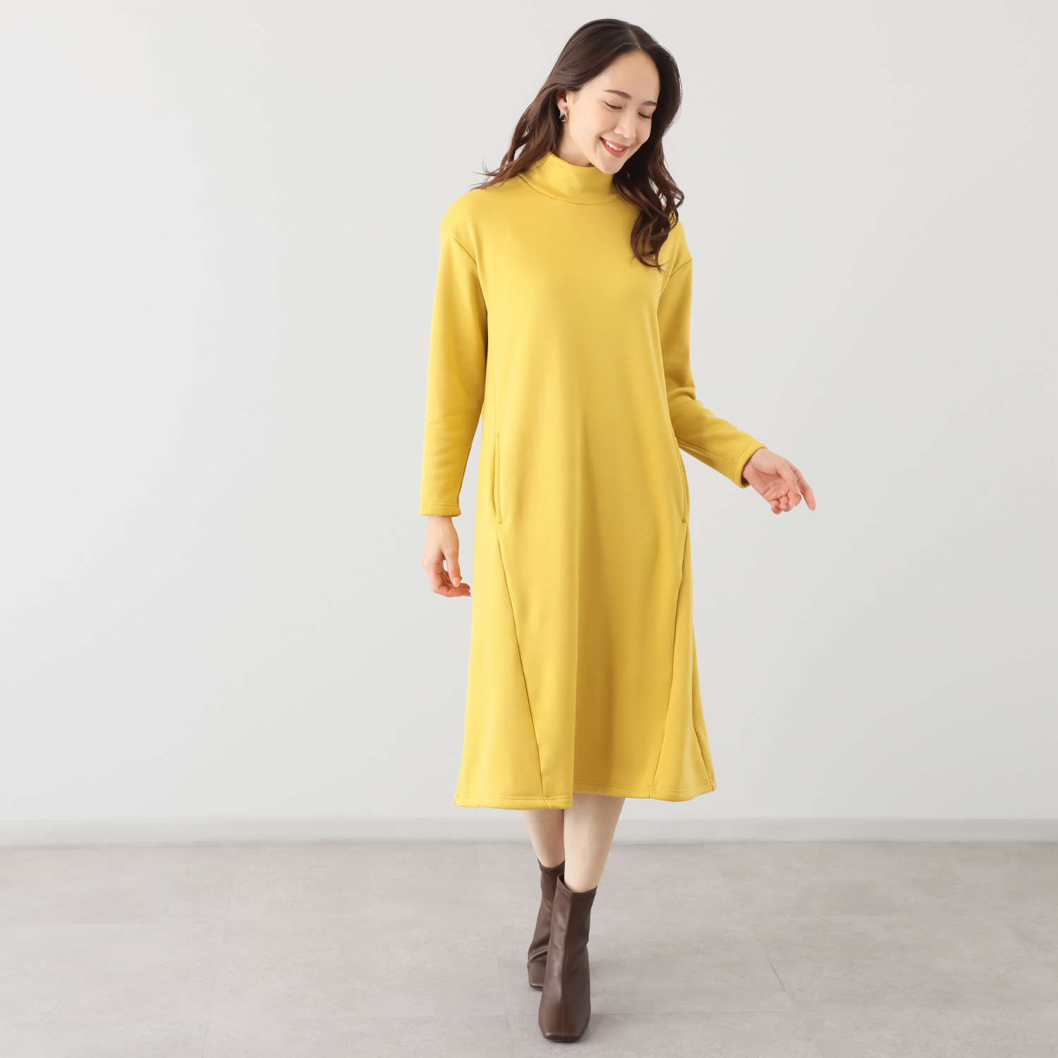 ココンライフ　ドゥ 吸湿発熱・吸放湿 ふんわり裏ジャギー Ａライン切替ワンピース