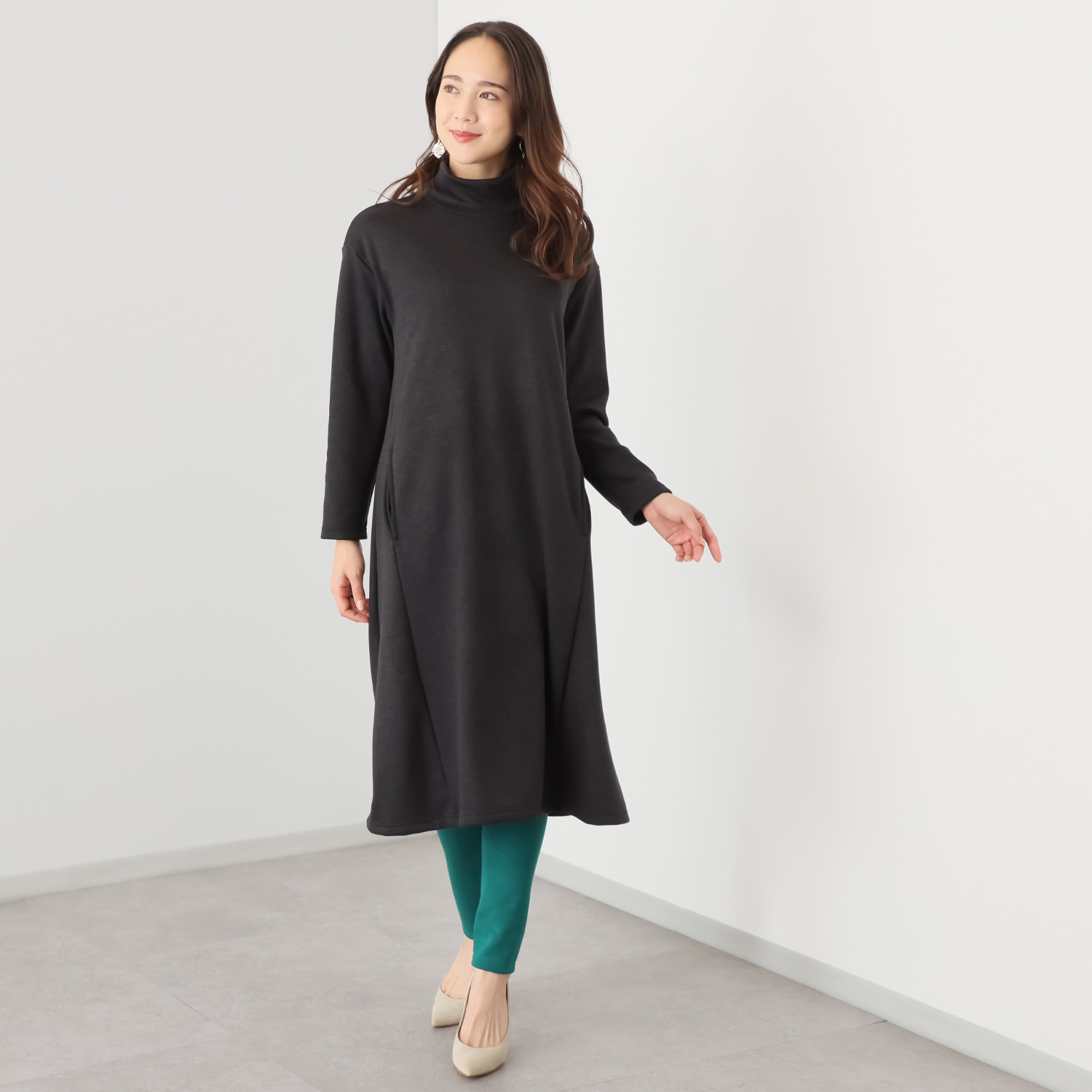 ココンライフ　ドゥ 吸湿発熱・吸放湿 ふんわり裏ジャギー Ａライン切替ワンピース