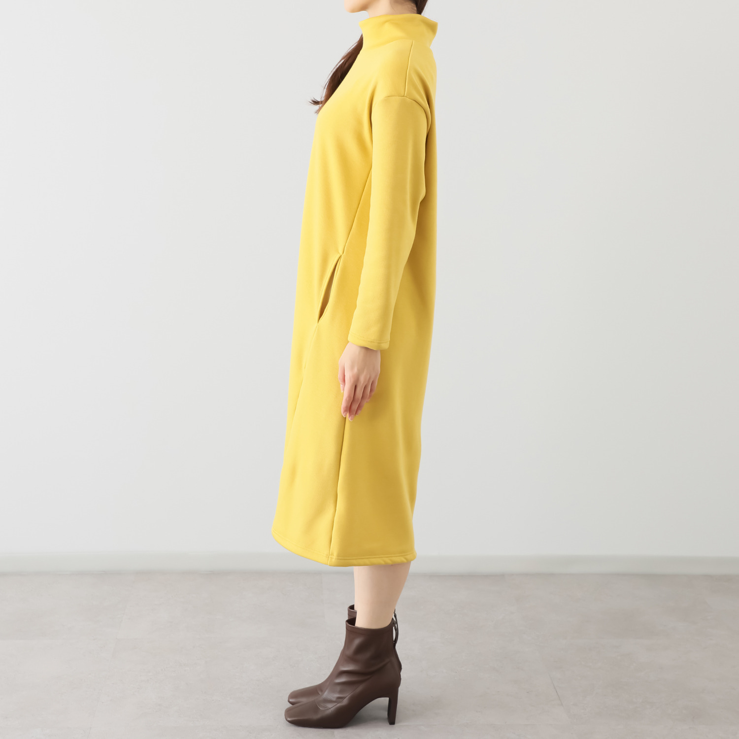 ココンライフ　ドゥ 吸湿発熱・吸放湿 ふんわり裏ジャギー Ａライン切替ワンピース