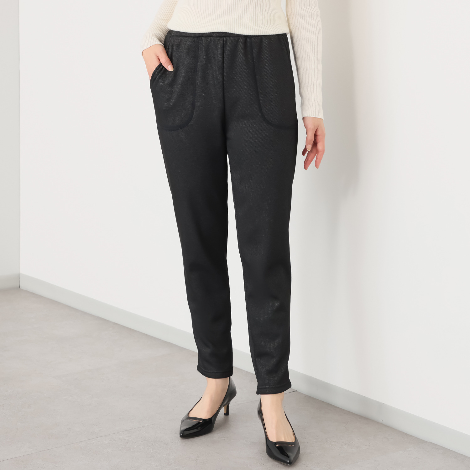 ココンライフ　ドゥ 吸湿発熱・吸放湿 “マジックエア” 裏シャギーデニム調 ウエスト総ゴムパンツ