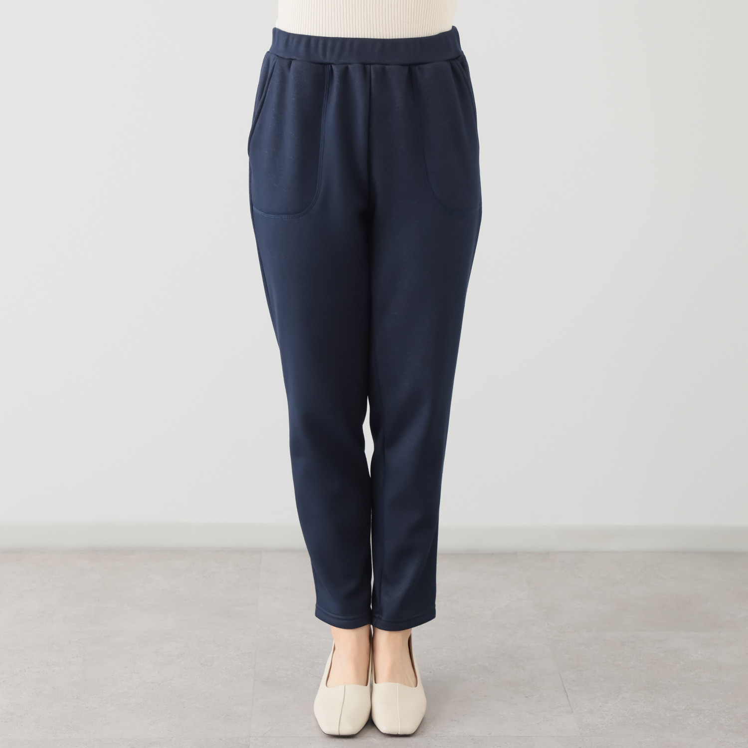 ココンライフ　ドゥ 吸湿発熱・吸放湿 “マジックエア” 裏シャギーデニム調 ウエスト総ゴムパンツ