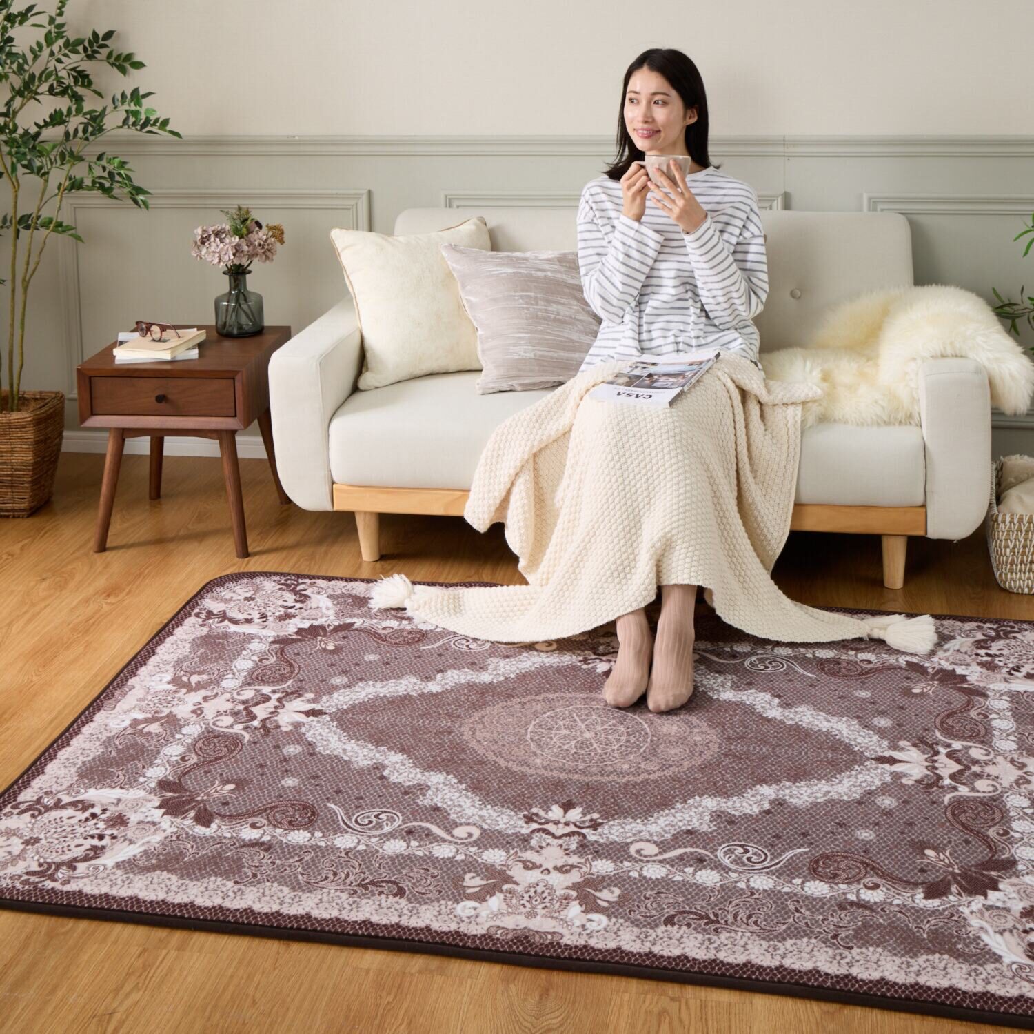 スワトウ刺しゅう協会 認定デザイン 洗える あたたかラグ ＜１３０×１９０ｃｍ＞