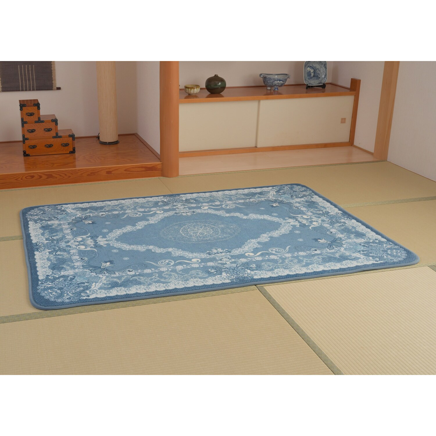 スワトウ刺しゅう協会 認定デザイン 洗える あたたかラグ ＜１３０×１９０ｃｍ＞