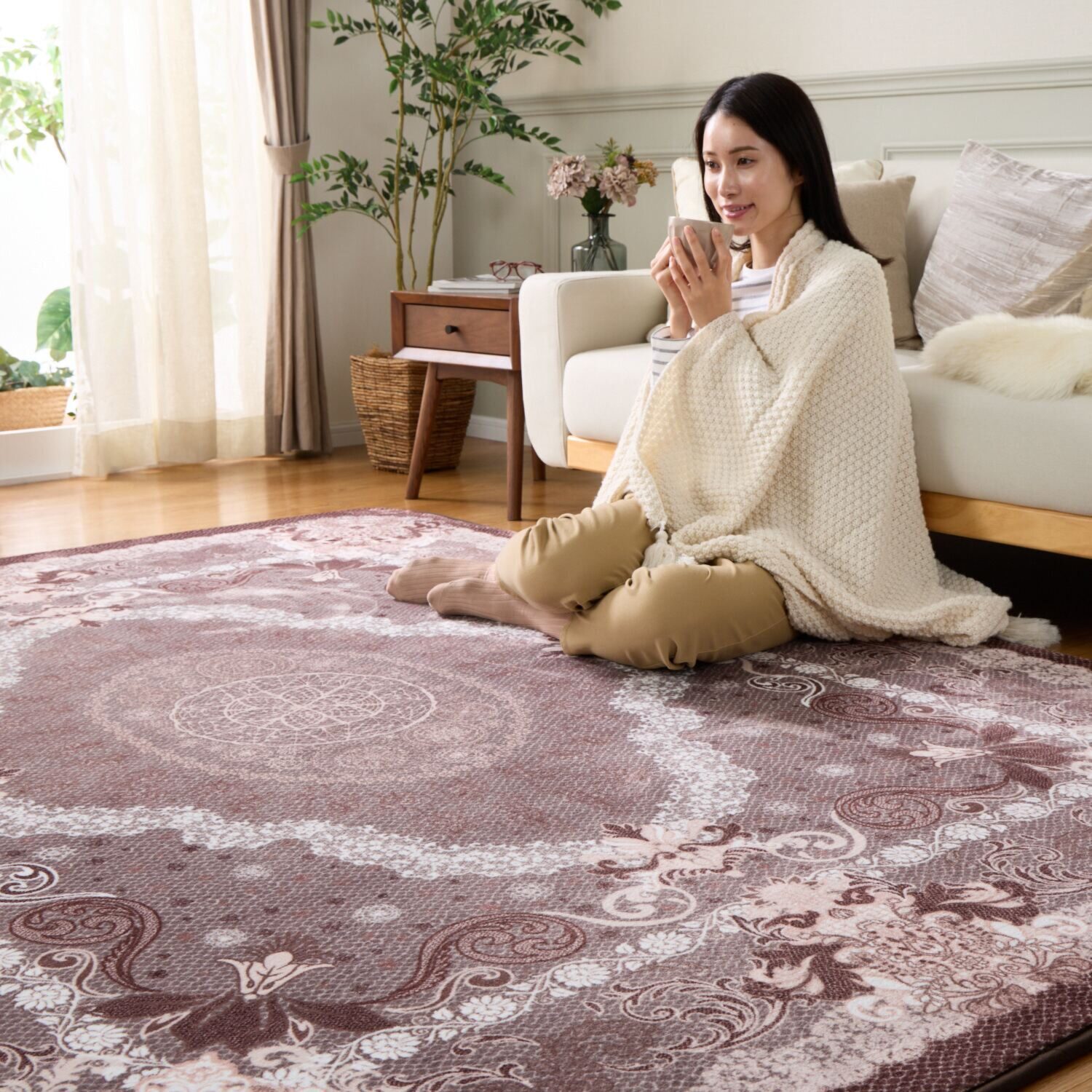 スワトウ刺しゅう協会 認定デザイン 洗える あたたかラグ ＜１９０×２４０ｃｍ＞