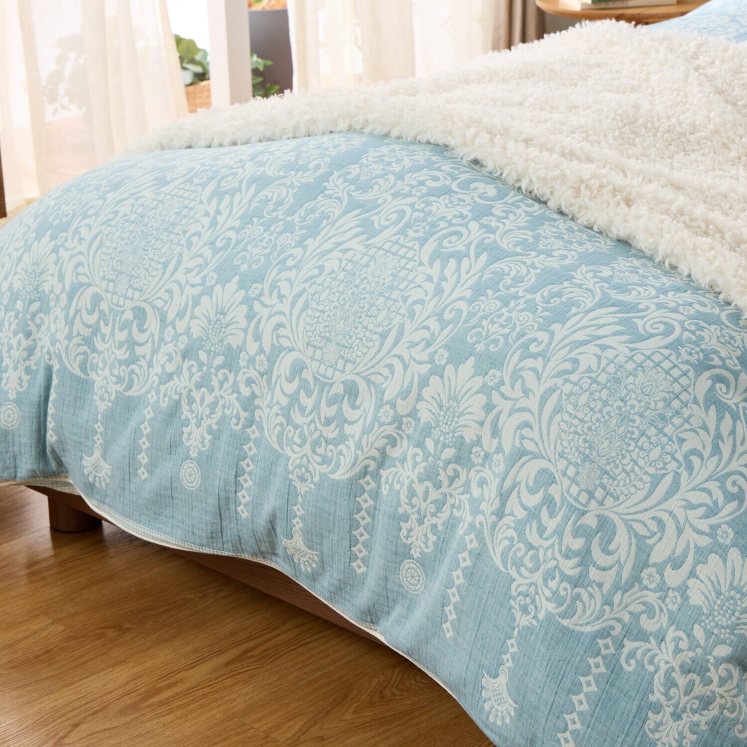 スワトウ刺しゅう協会 認定デザイン 足元スプレッド付 コットン１００％ 掛布団カバー ＜ダブル＞