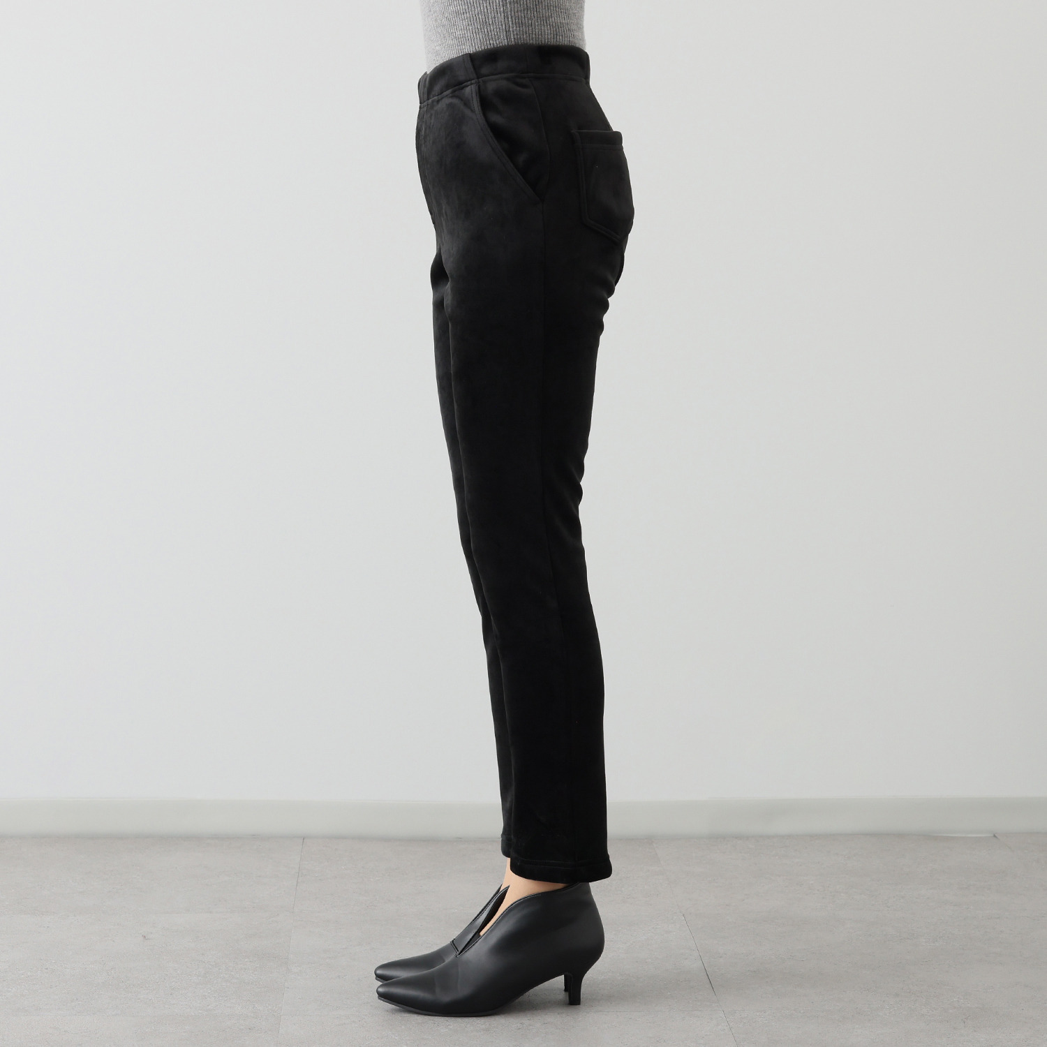 アトリエール 蓄熱保温 両面ベロア スタイリッシュ スリムパンツ２枚セット