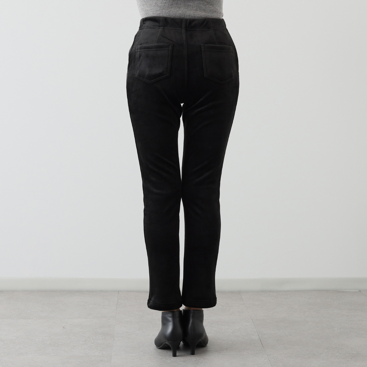 アトリエール 蓄熱保温 両面ベロア スタイリッシュ スリムパンツ２枚セット