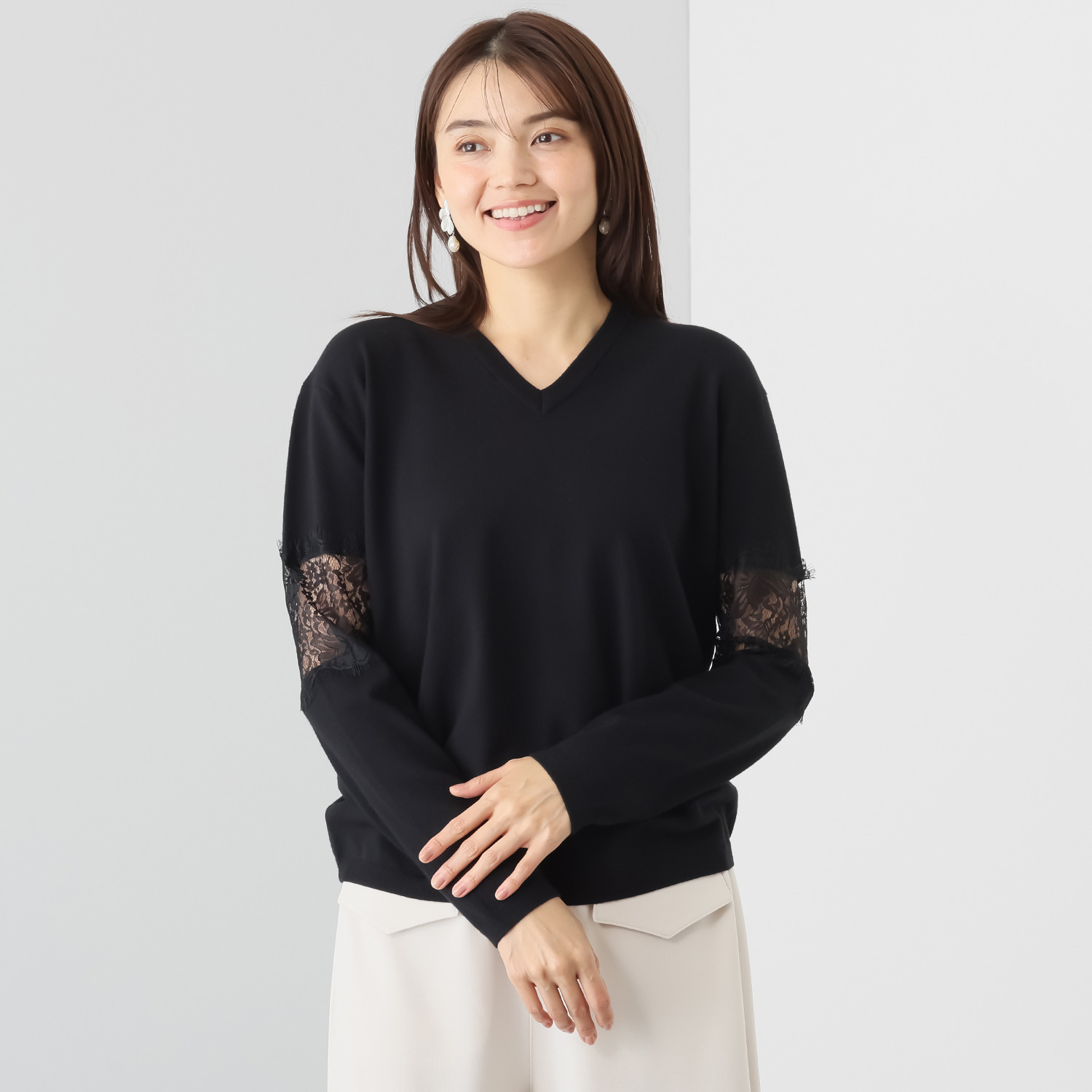 エアリーフェアリー レースアクセント ニットプルオーバー