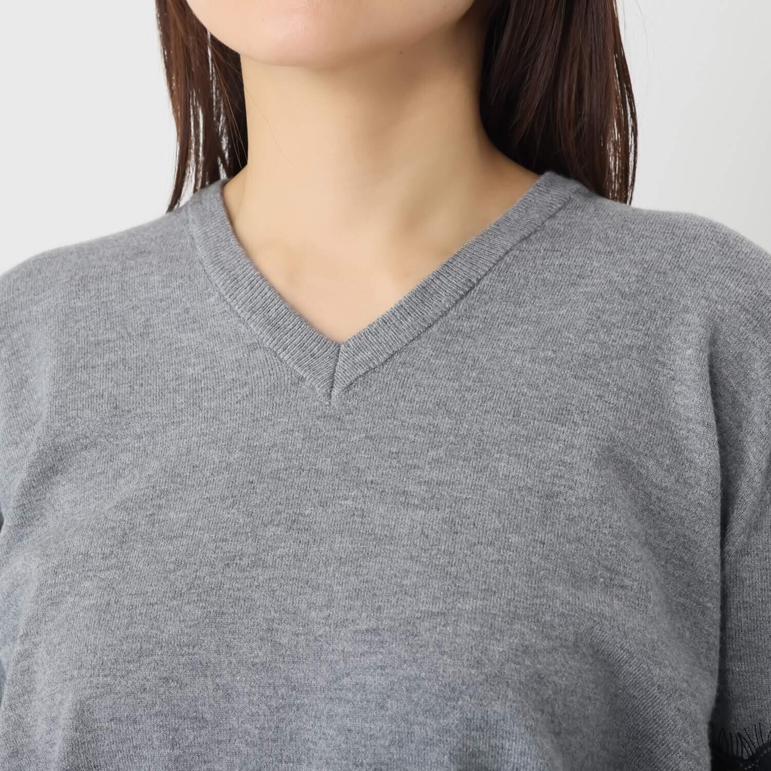 エアリーフェアリー レースアクセント ニットプルオーバー