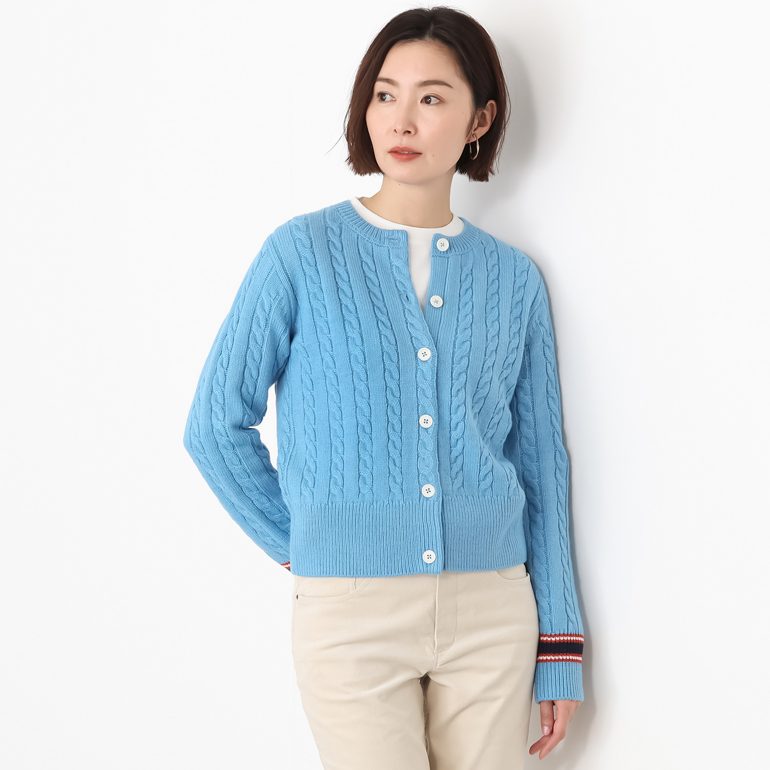 モカサン　ジュンコシマダ ケーブル編 ポイント配色 ニットカーディガン