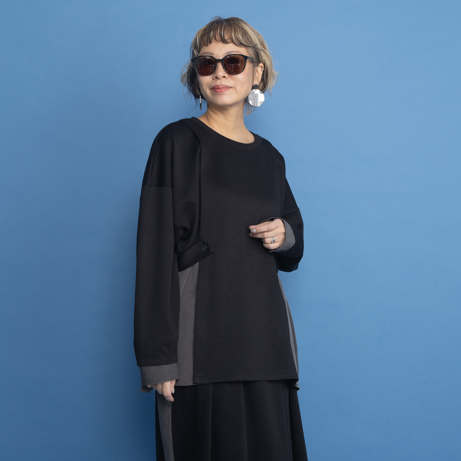 ヨーコモリモト スタイリッシュに スタイルアップが叶う デザインプルオーバー