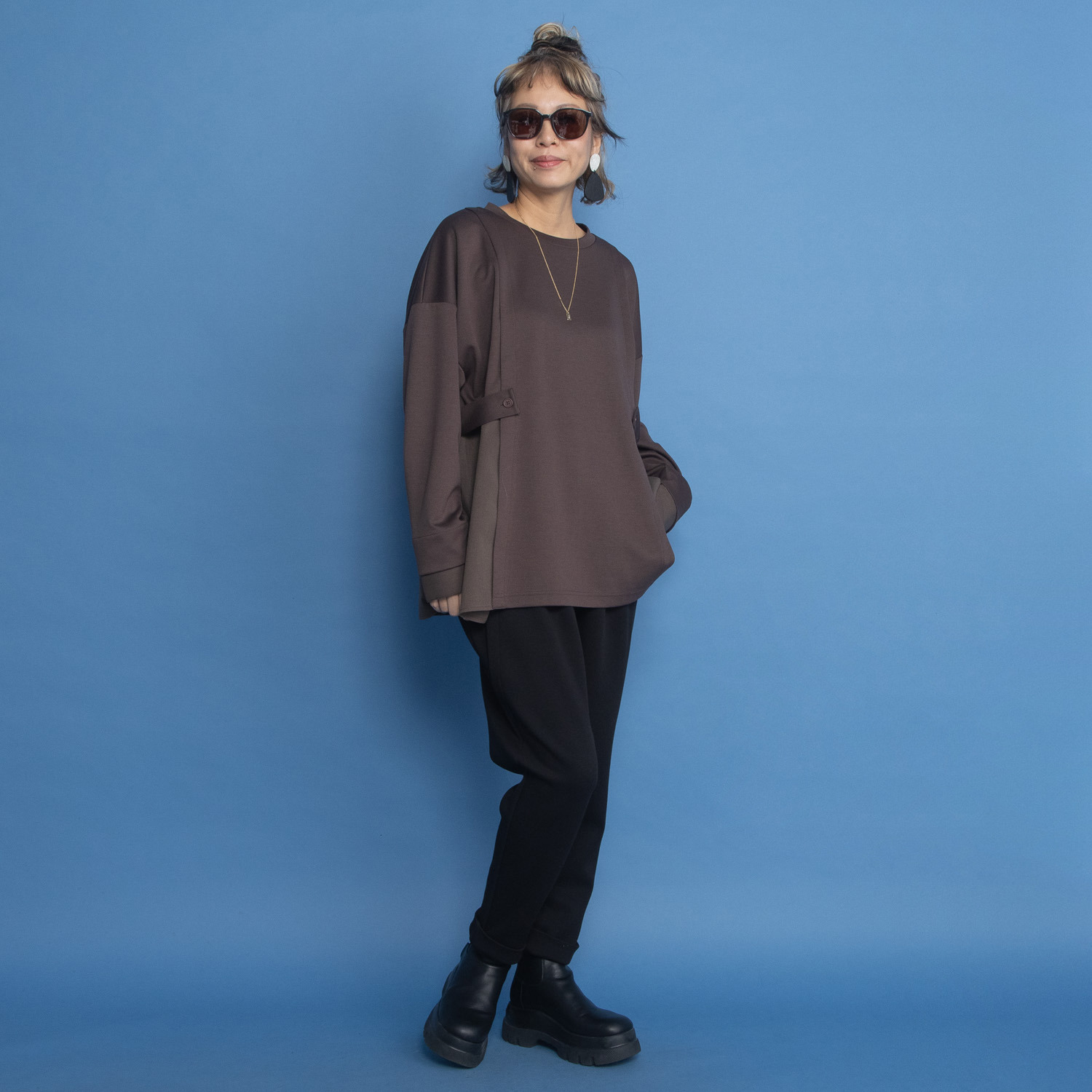 ヨーコモリモト スタイリッシュに スタイルアップが叶う デザインプルオーバー