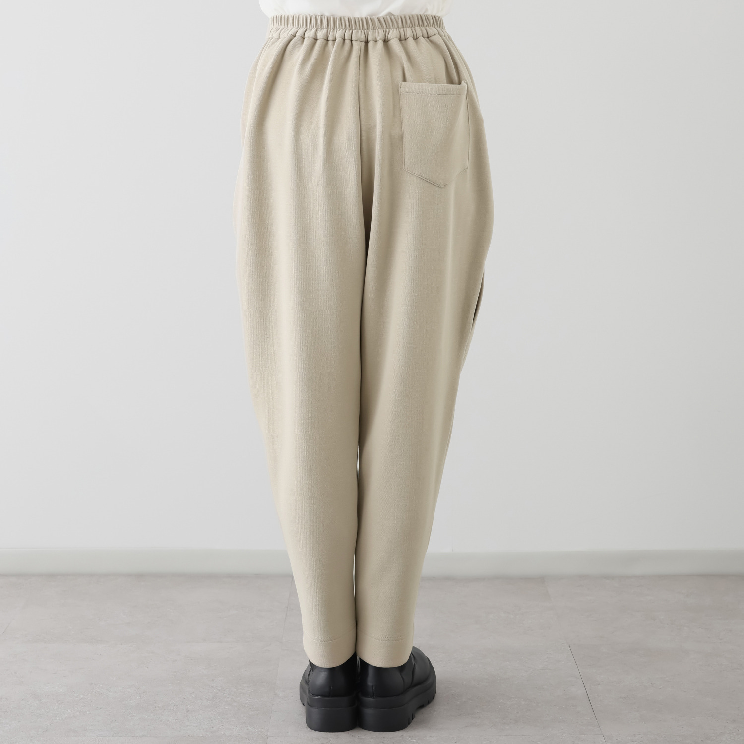 ヨーコモリモト スタイルアップ 切替デザイン テーパードパンツ