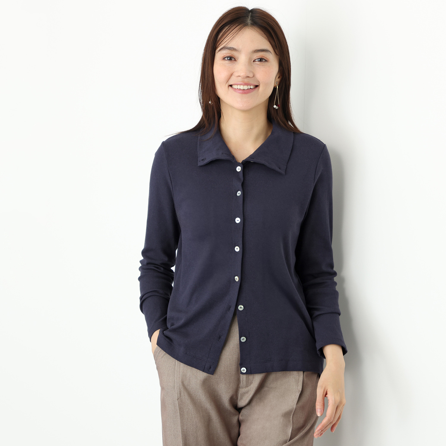 オルテンジア マルチデザインで 着こなし万能 リブブラウス