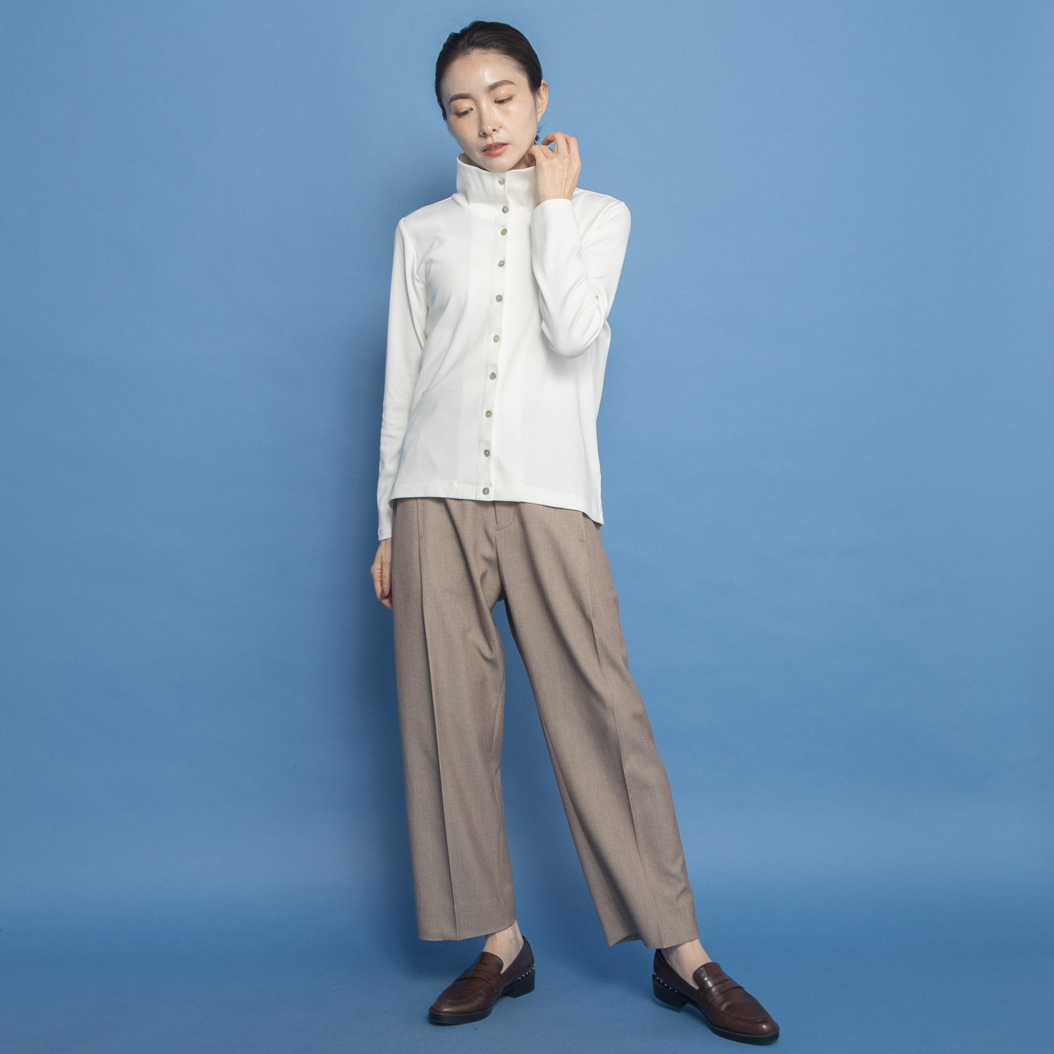 オルテンジア マルチデザインで 着こなし万能 リブブラウス