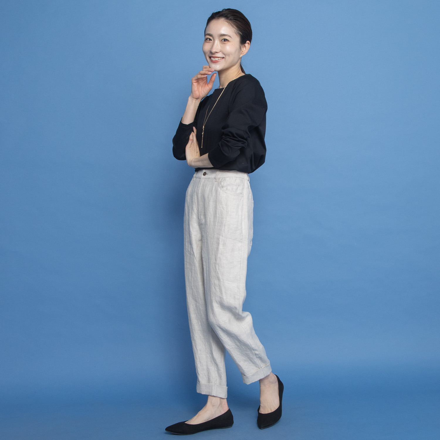 レア　ジェム リネンツイルで 優雅にスタイルカバー テーパードパンツ