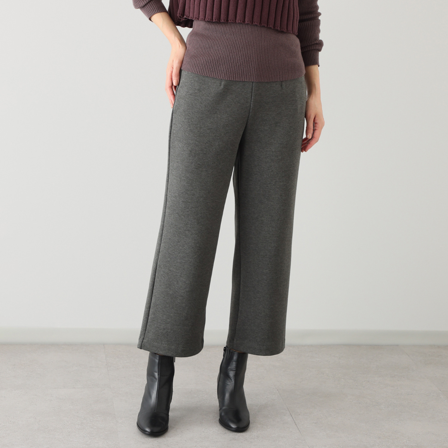 上質ごこち 暖麗エアリー ゆるふわストレートパンツ ＜股下６２ｃｍ＞