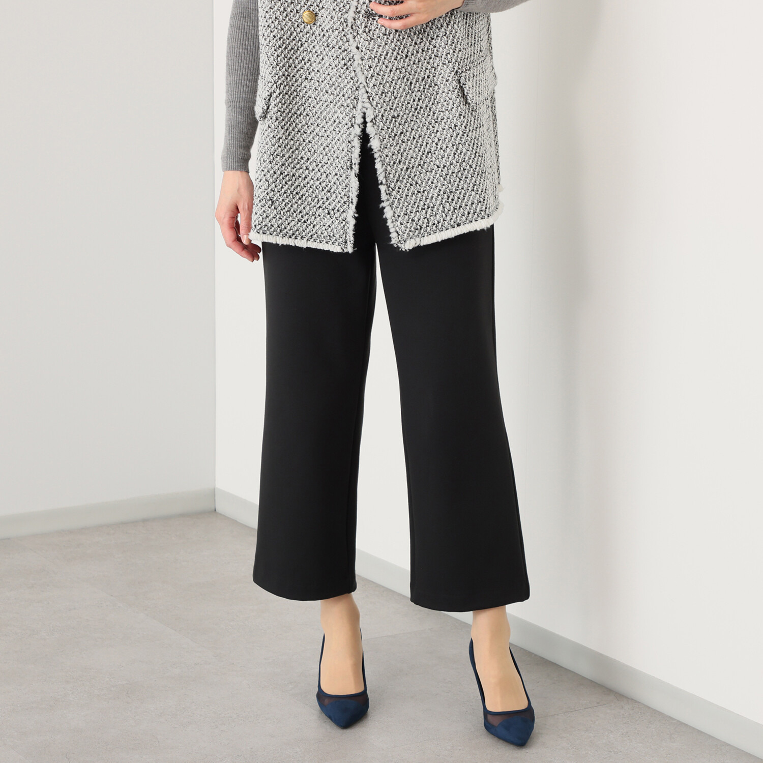 上質ごこち 暖麗エアリー ゆるふわストレートパンツ ＜股下６２ｃｍ＞