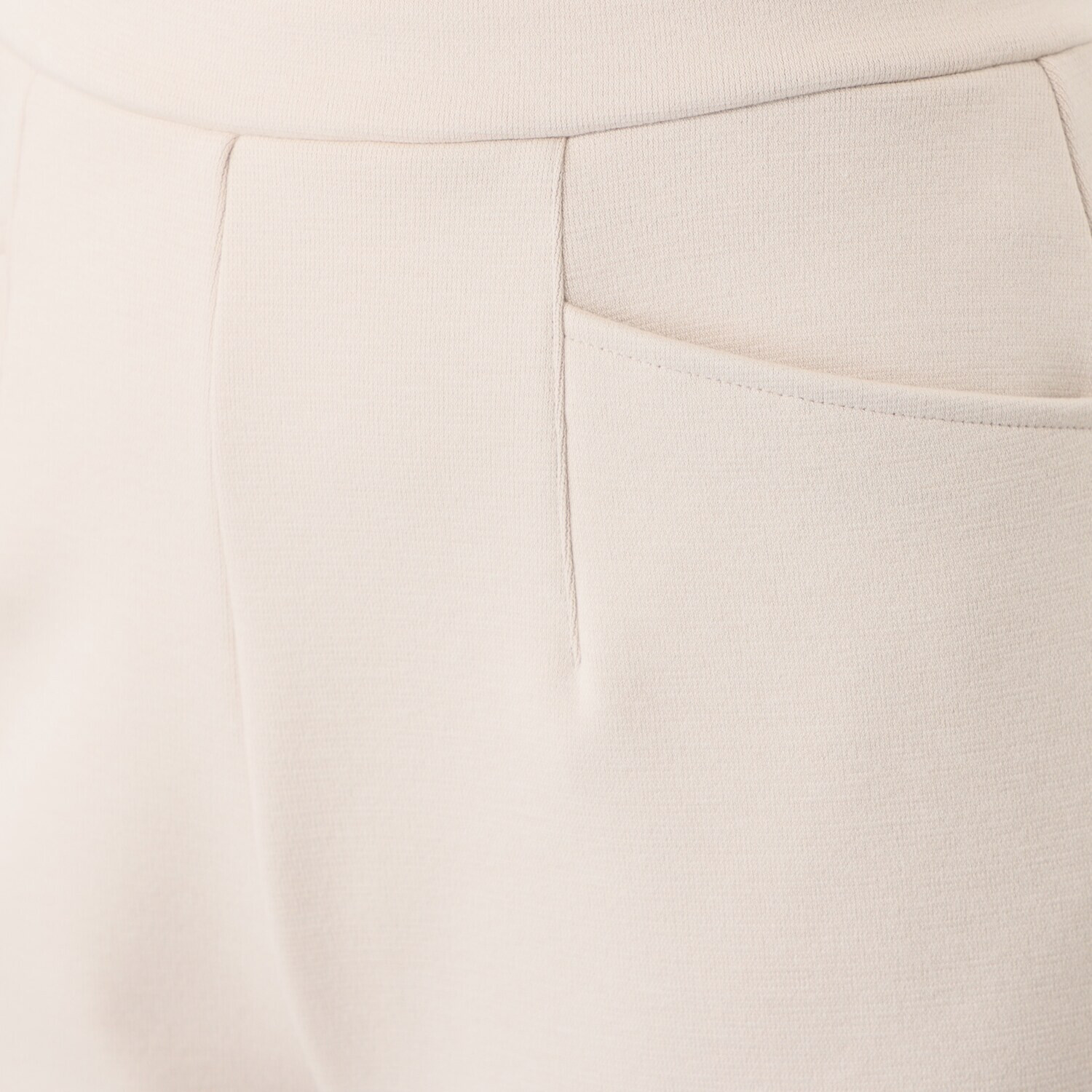 上質ごこち 暖麗エアリー ゆるふわストレートパンツ ＜股下６２ｃｍ＞