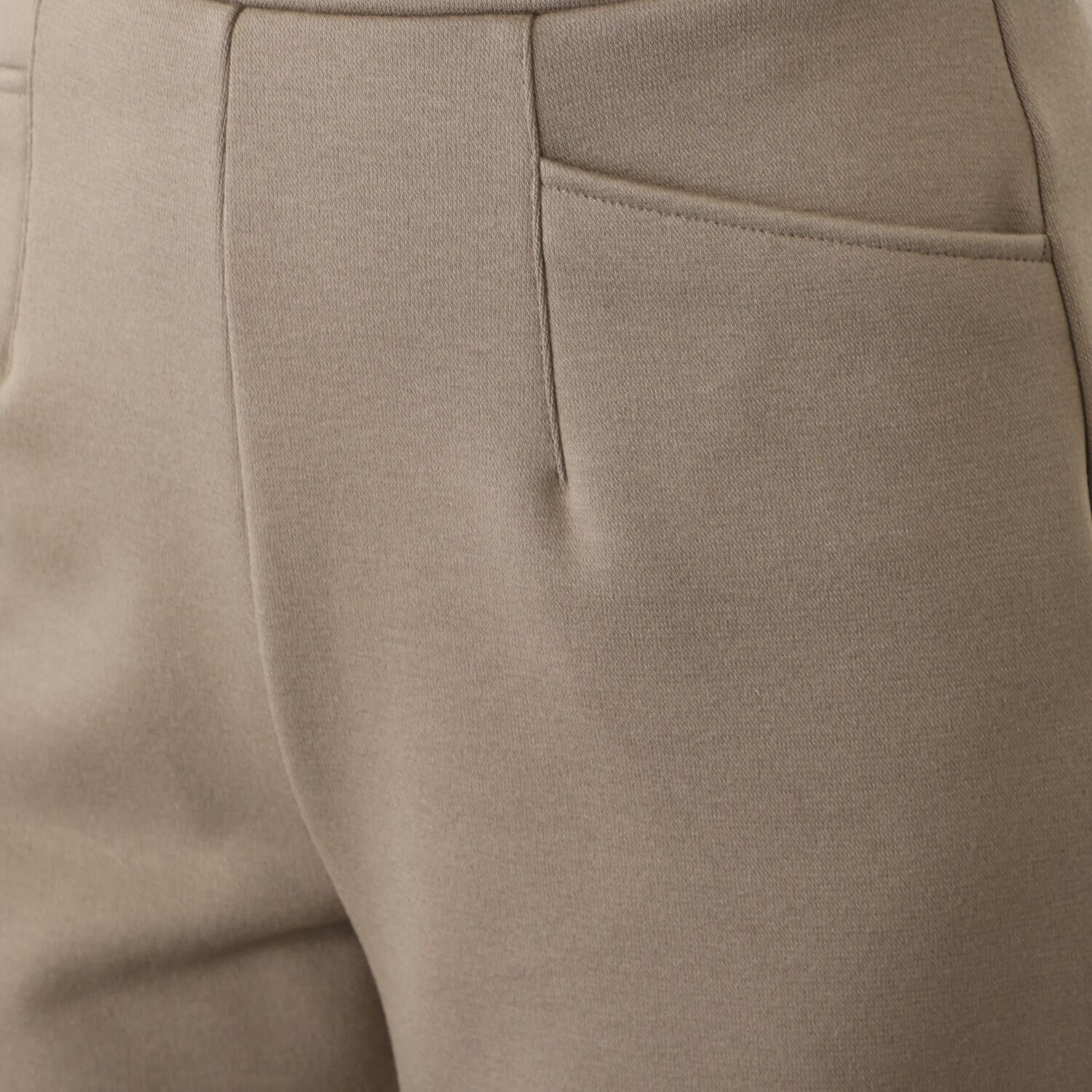 上質ごこち 暖麗エアリー ゆるふわストレートパンツ ＜股下７０ｃｍ＞