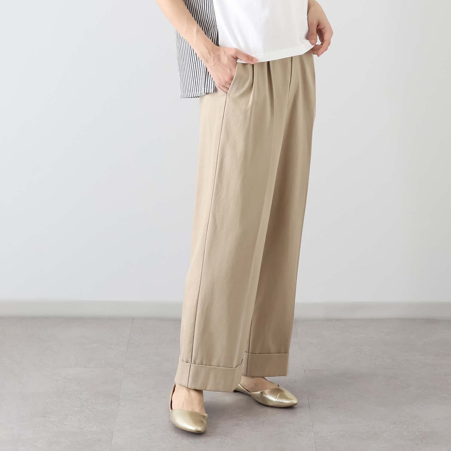 シャビージェンティール 裾ダブルデザイン タックパンツ