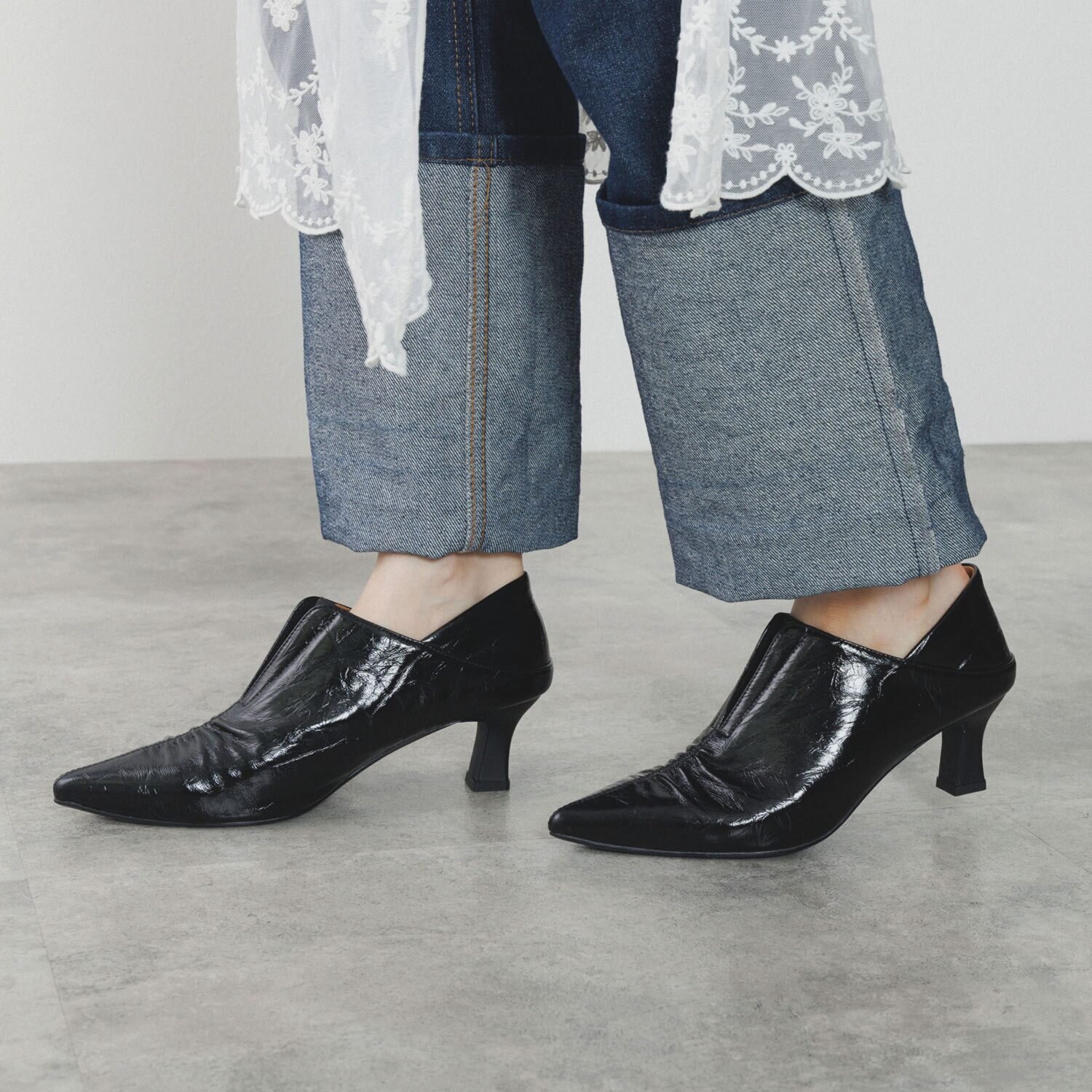 ニカル ポインテッドトゥ バブーシュブーティ