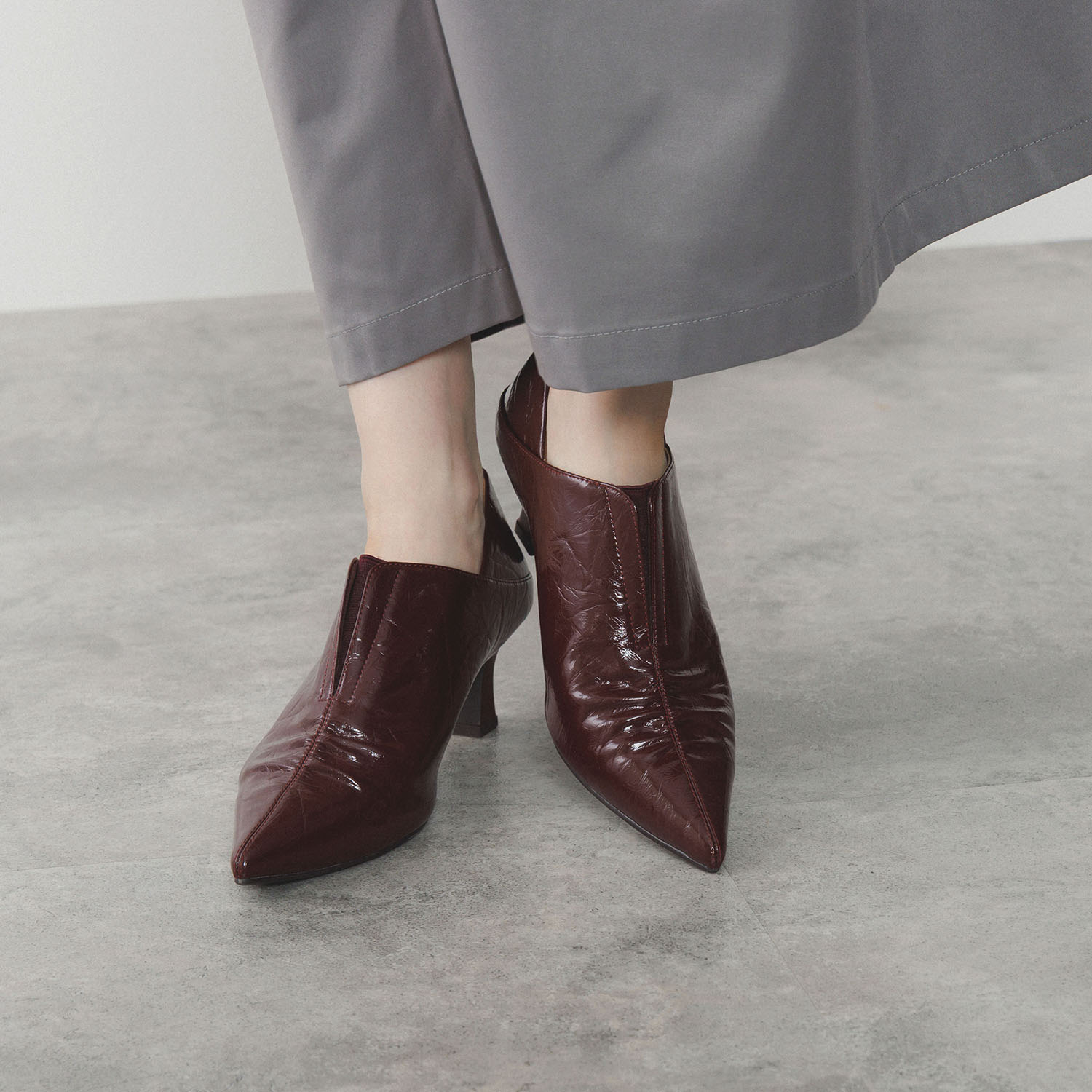 ニカル ポインテッドトゥ バブーシュブーティ