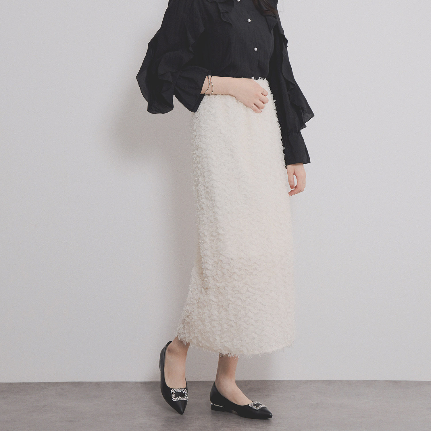 ニカル スクエアビジュウ モティーフ パンプス