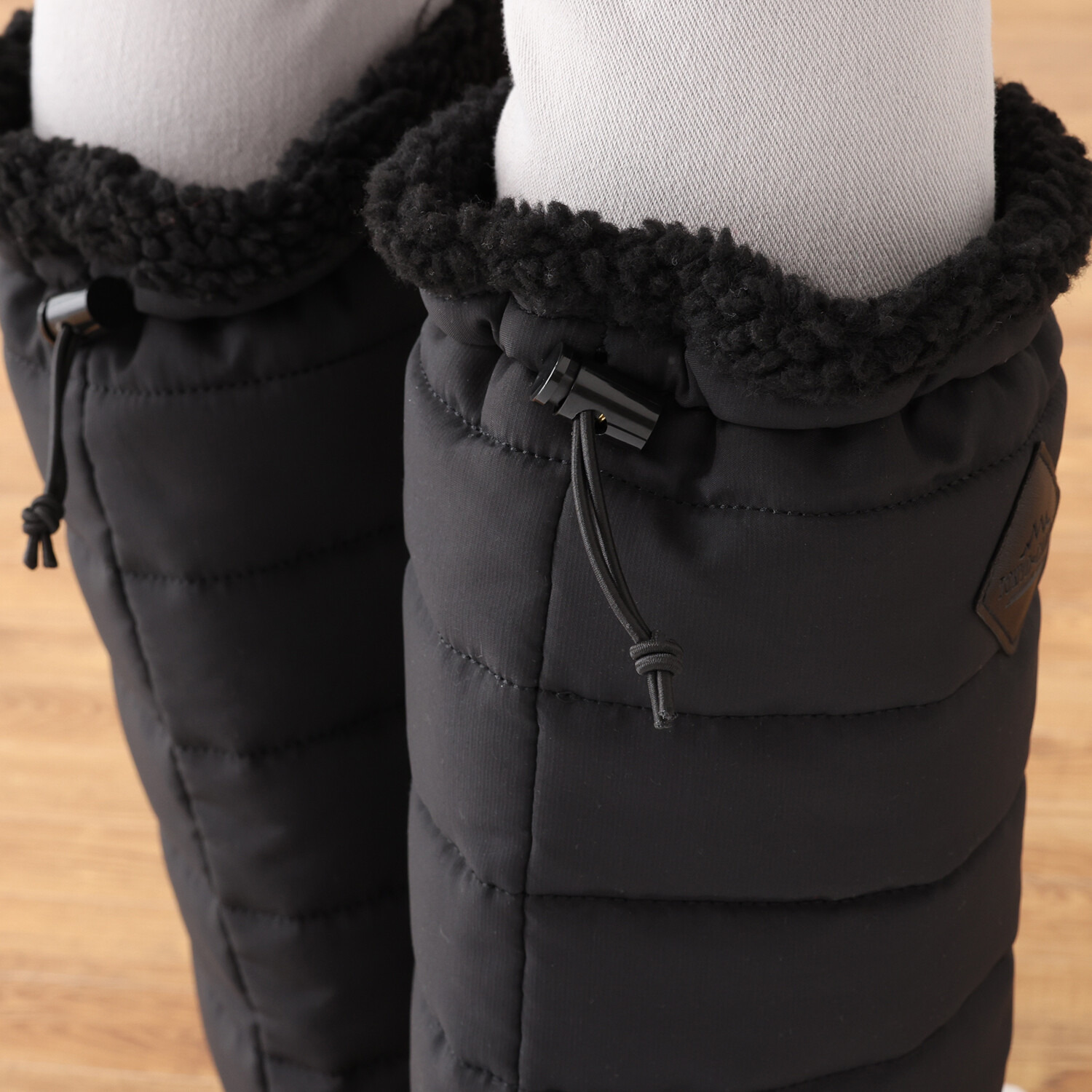 トーキョーキャンプゴー 寒い冬の必需品 洗える　軽量 ボアレッグウォーマー