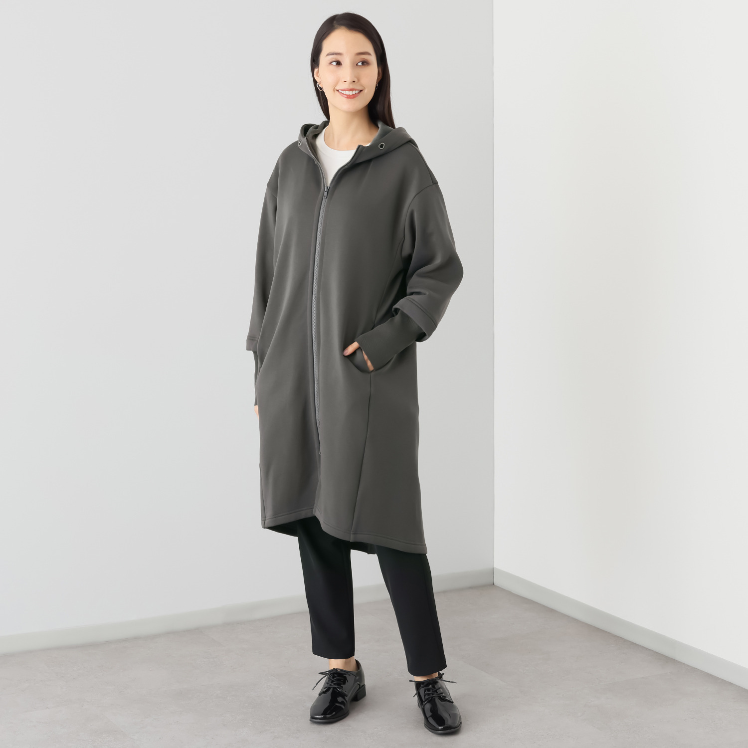 イシカワラボ★ヒトミ 裏ミンク調起毛 ソフトダンボール フーディーロングコート