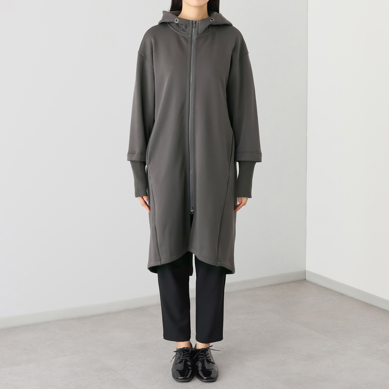 イシカワラボ★ヒトミ 裏ミンク調起毛 ソフトダンボール フーディーロングコート