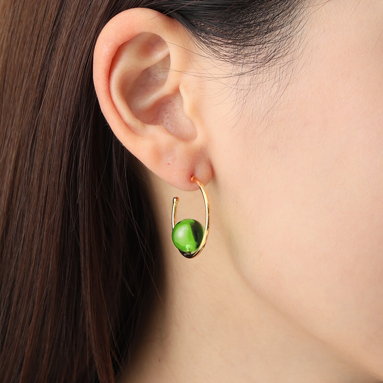 バイ　ネイチャー 琥珀 フープピアス