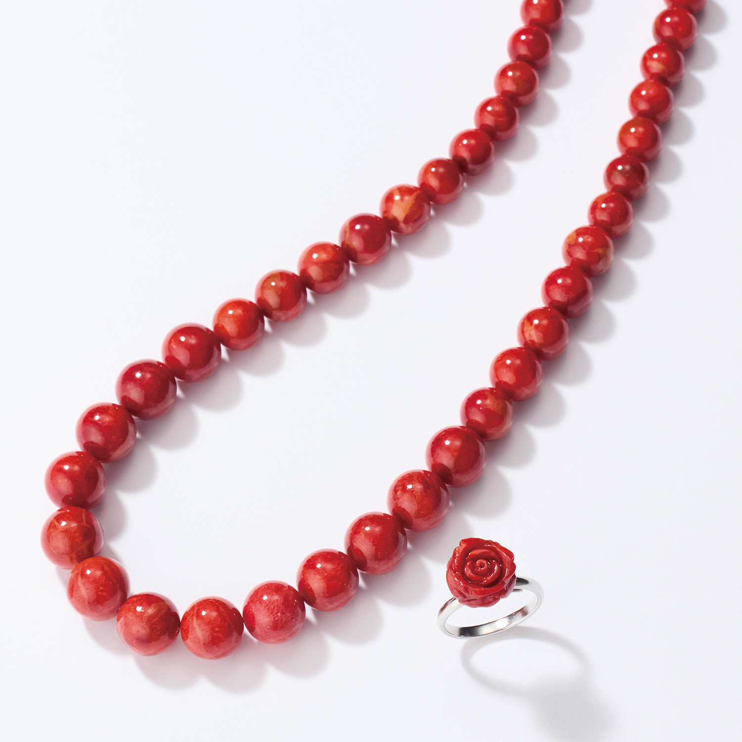 バイ　ネイチャー イソバナサンゴ グラデーション ネックレス