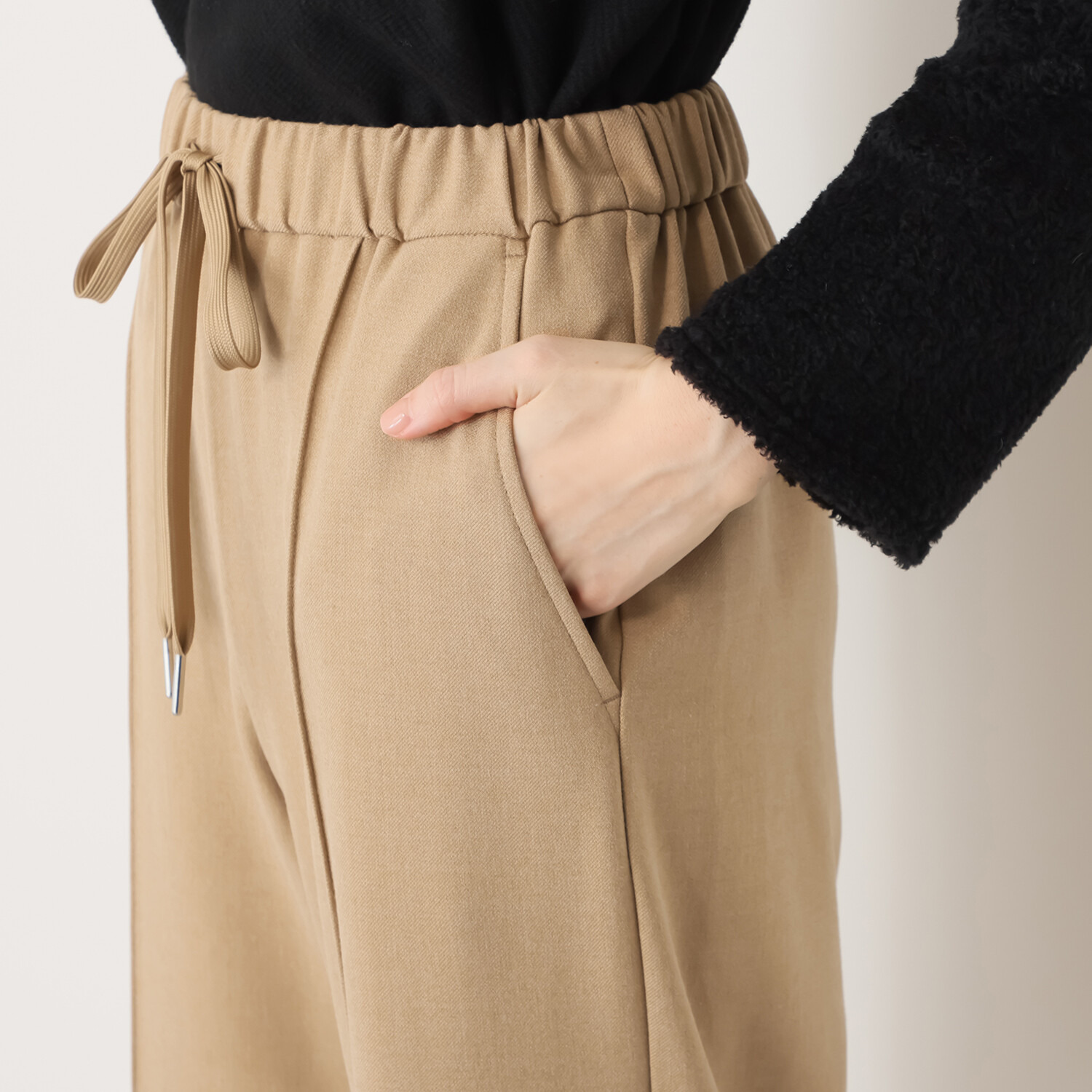 リサリサ コスミカルウォーム 裏起毛 センターピンタック セミワイドパンツ