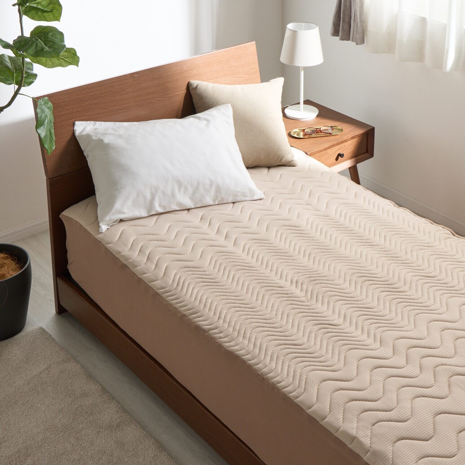 ｎｉｓｈｉｋａｗａ プラスワンで寝心地ＵＰ！ シーツとトッパーを一体化 あたたか＆サラッと快適 シートップ ＜セミダブル＞