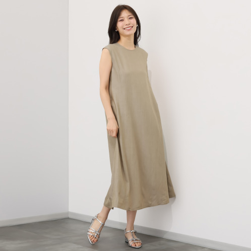 T.F.D.C 接触冷感・UVカット デニムライク素材 ワンピース T.F.D.C 接触冷感・UVカット デニムライク素材 ワンピース