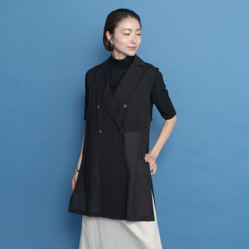 ヤエアジュテ シアー素材で涼やかに スタイルアップが叶う 軽やかテーラードベスト ヤエアジュテ シアー素材で涼やかに スタイルアップが叶う 軽やかテーラードベスト